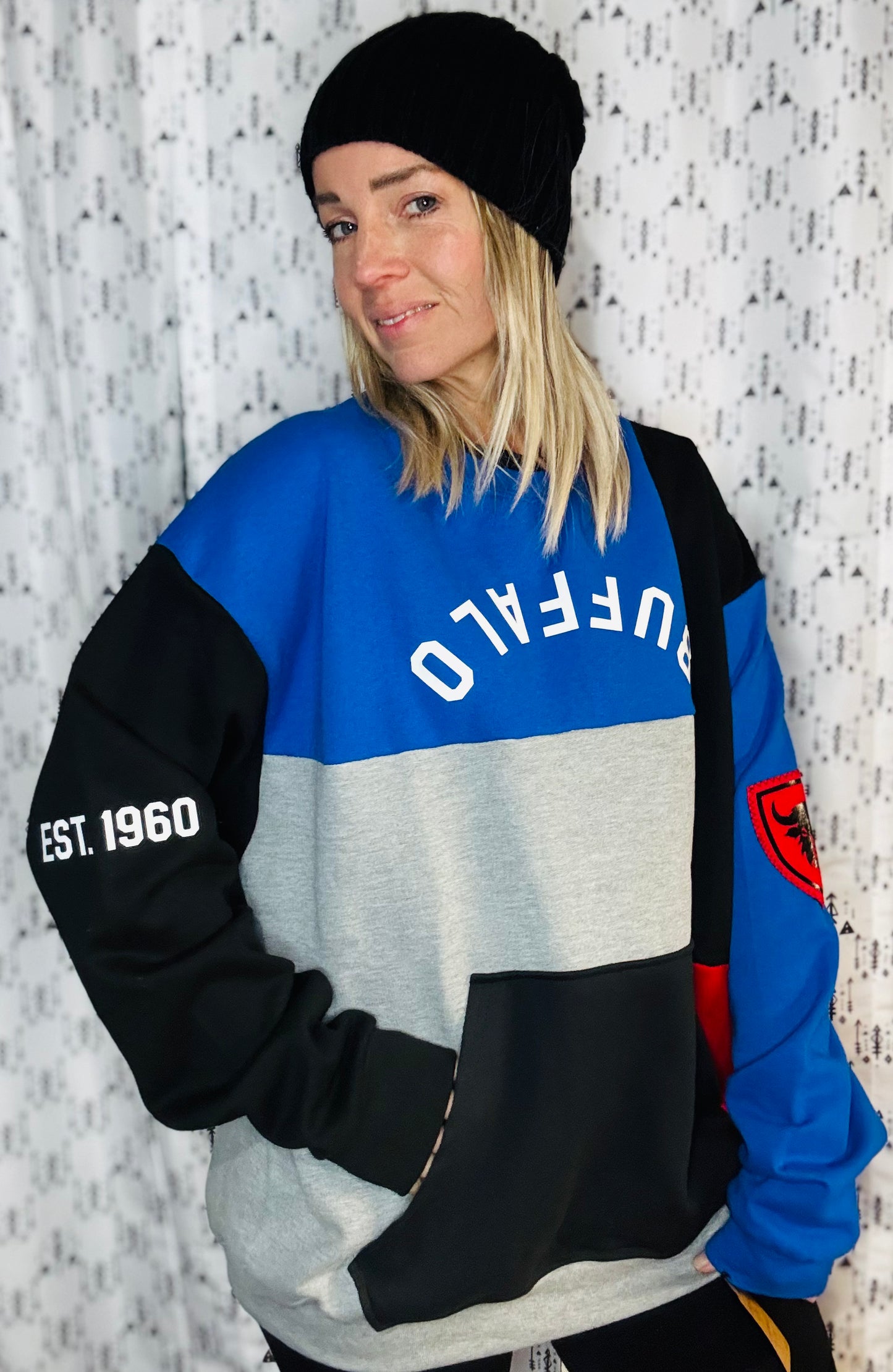 Color-Block 2 Buffalo Crewneck Size- Unisex L/XL
