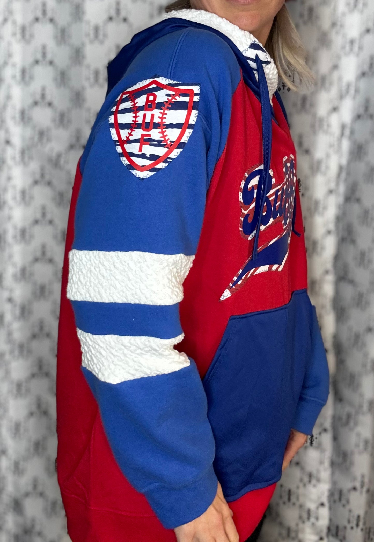 Buffalo Ball Raglan Hoodie Unisex-L/XL