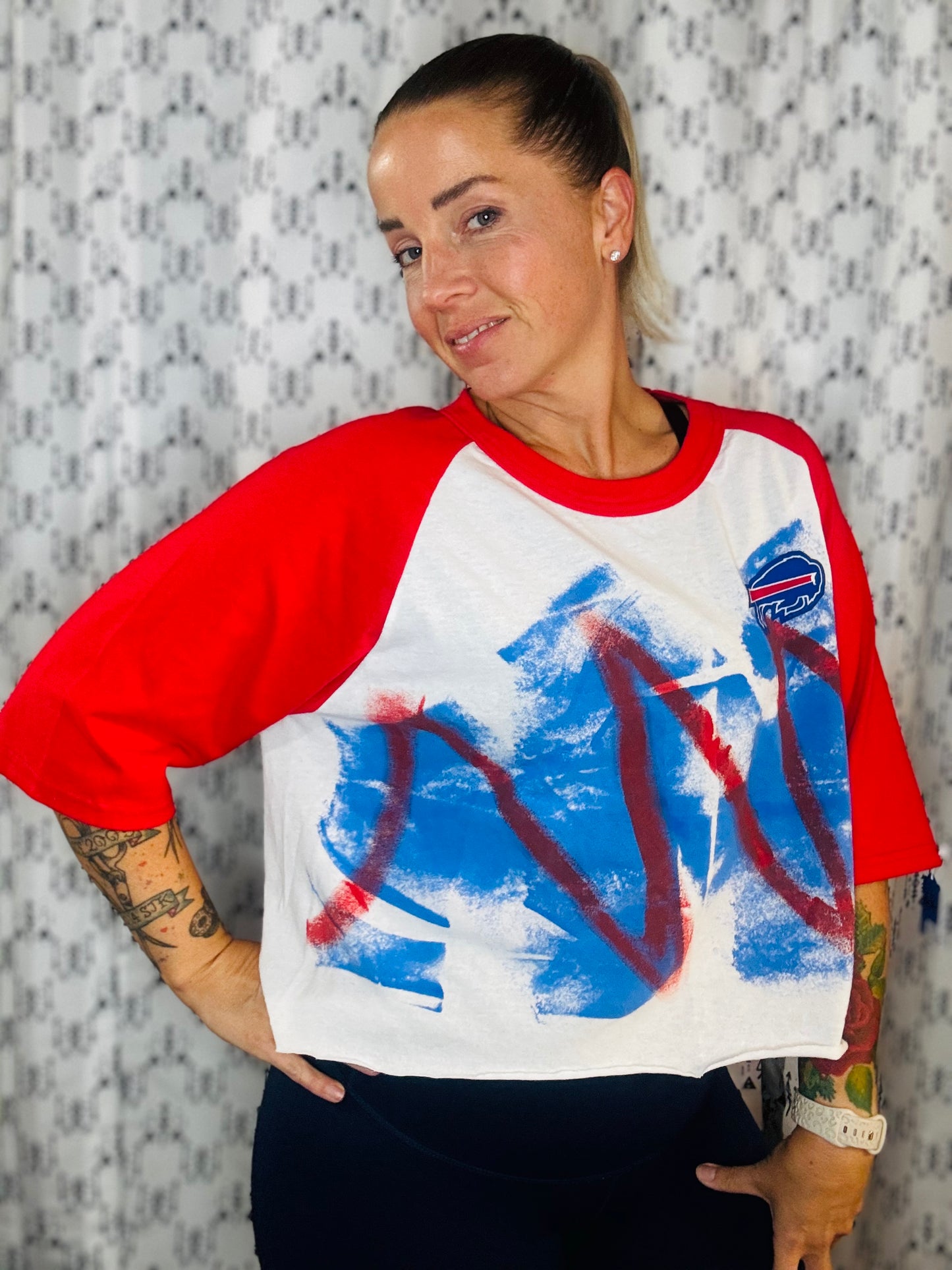 90's Graffiti Buffalo Football Raglan Sleeve T-Shirt Size Women's- L/XL