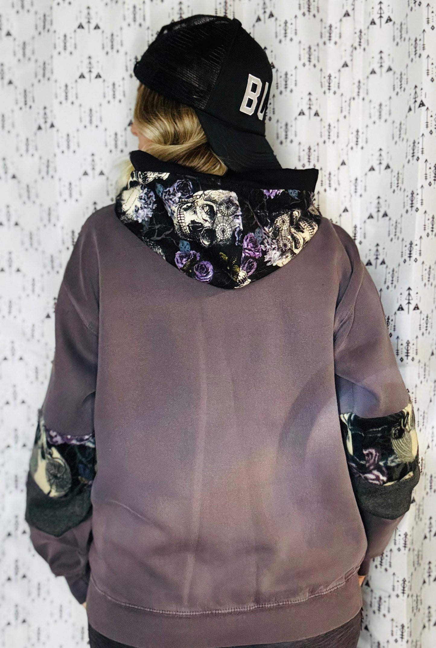 Halloween Skulls & Roses Buffalo Hoodie Size- Women's M/L
