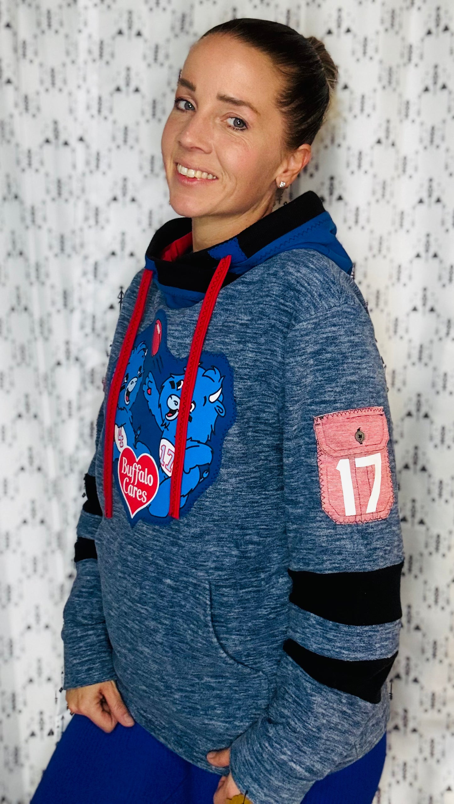 Sharing is Caring Buffalo Friendship Hoodie Size- Women's M/L