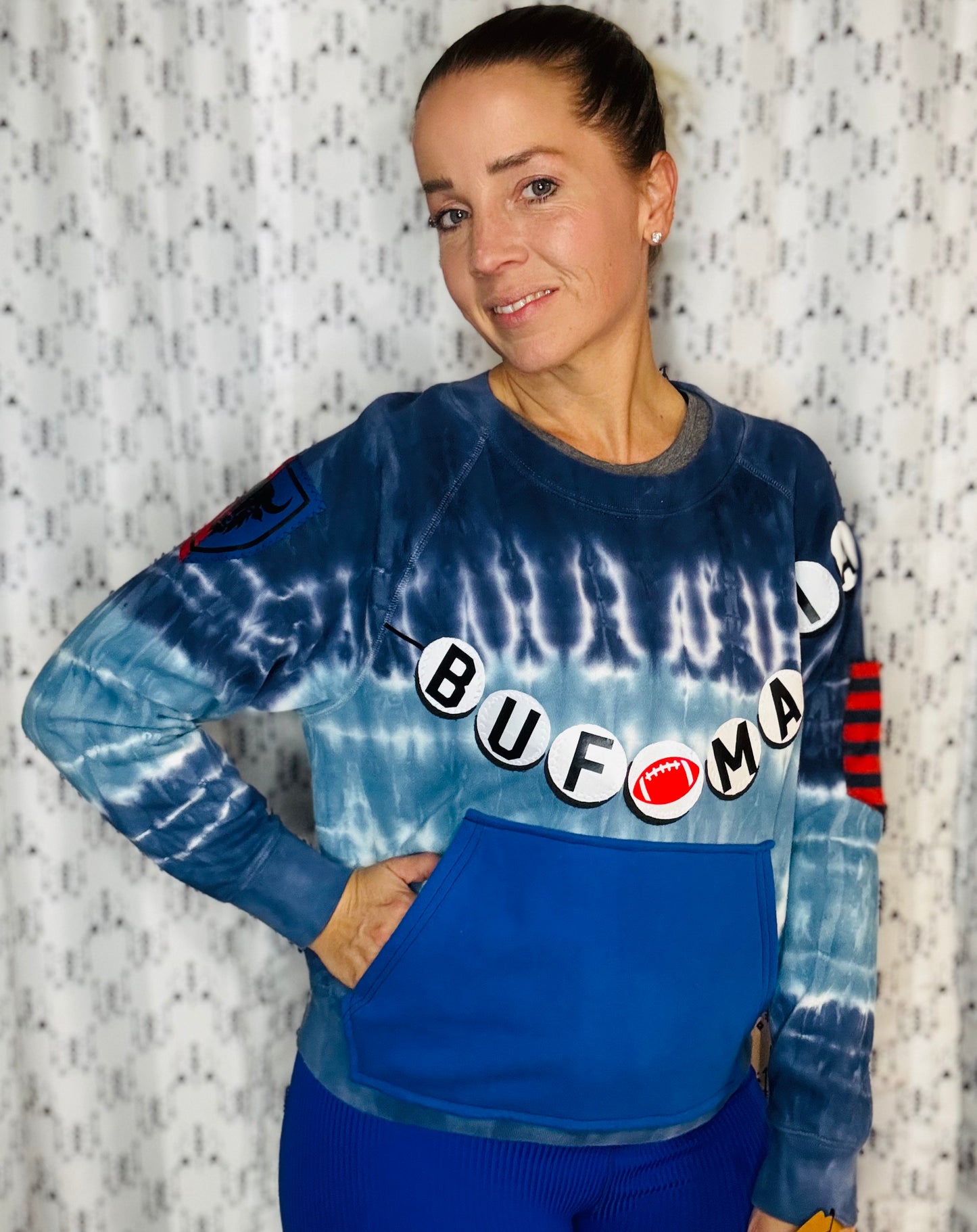 Tie Dye Buffalo Friendship Crewneck Size- Women's M/L