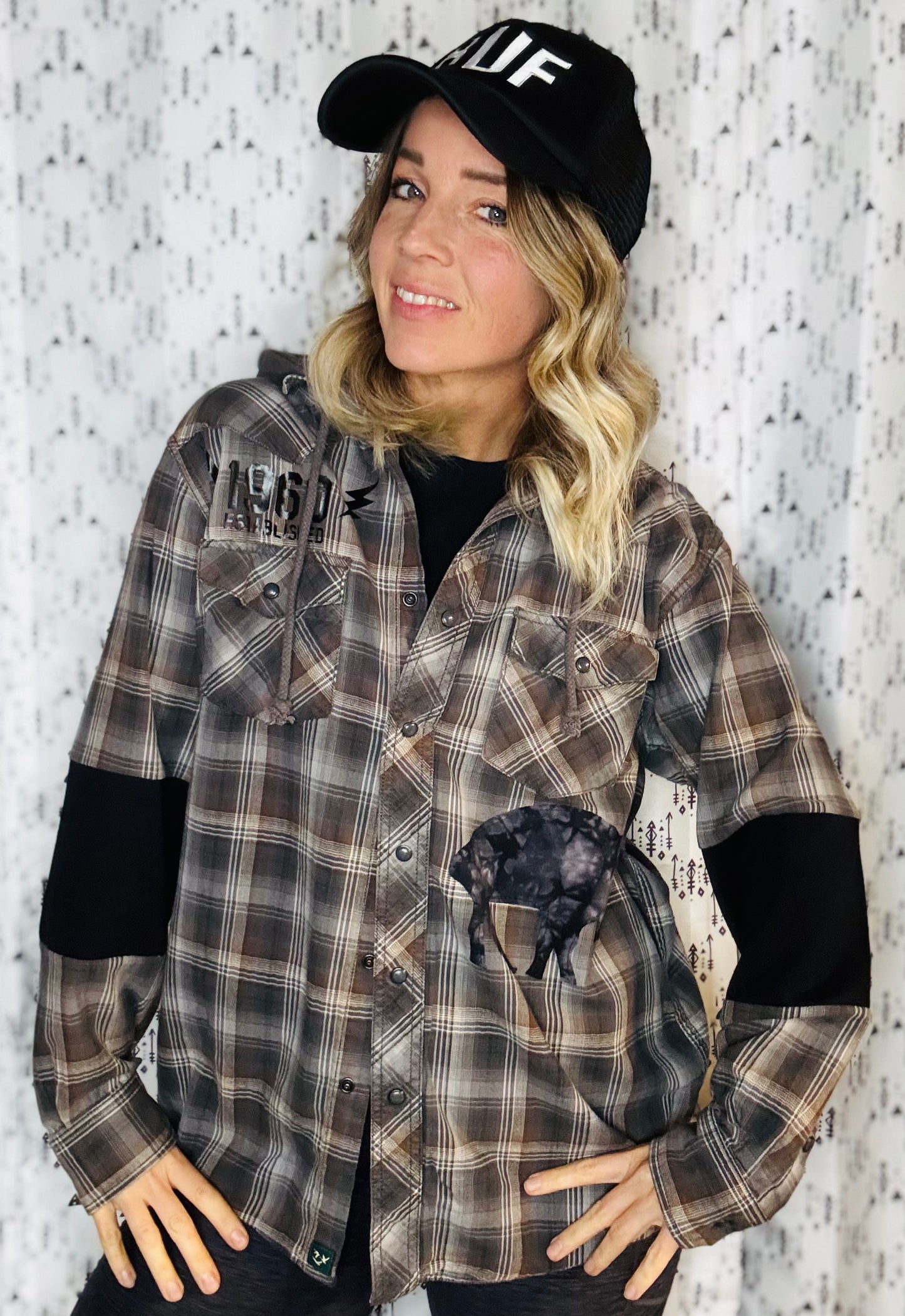 Plaid Hooded Buffalo Football Button Down Size- Unisex M/L