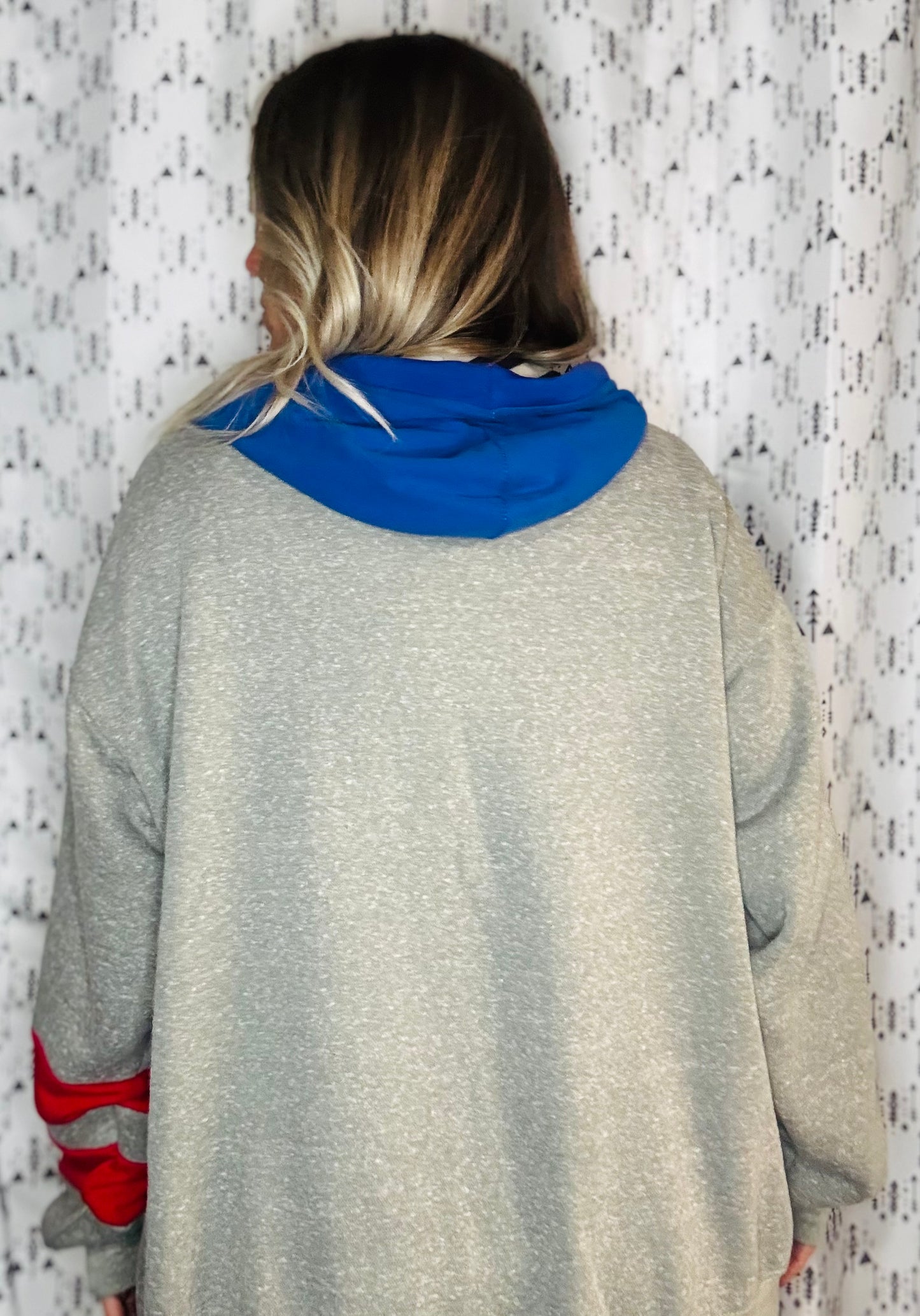 Color-Block Buffalo Vs Everybody Hoodie Size- Unisex XL/2X
