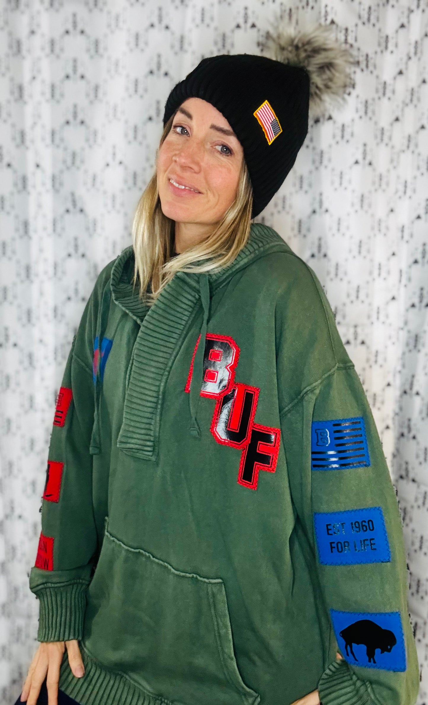 Green Buffalo Football Salute Hoodie Size- Women's XL/2X