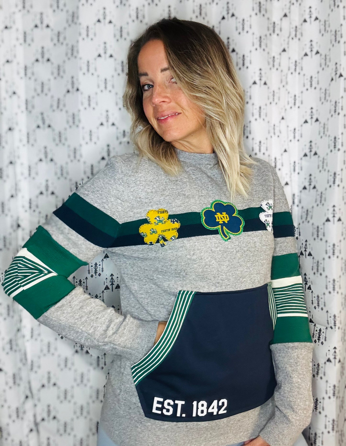 Grey Irish Football Shamrock Sweater Crewneck Women's Size- S/M