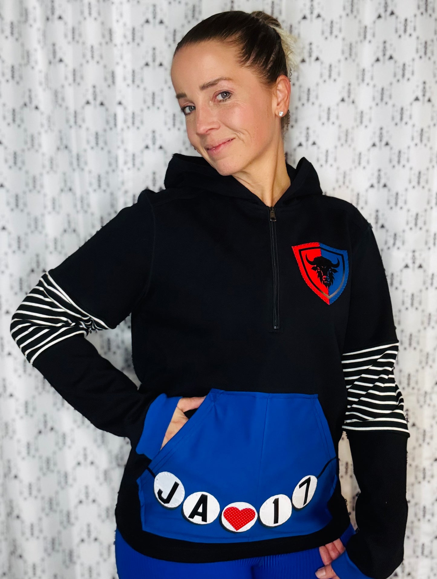 JA 17 Buffalo Friendship 1/4 Zip Hoodie Size- Women's M/L