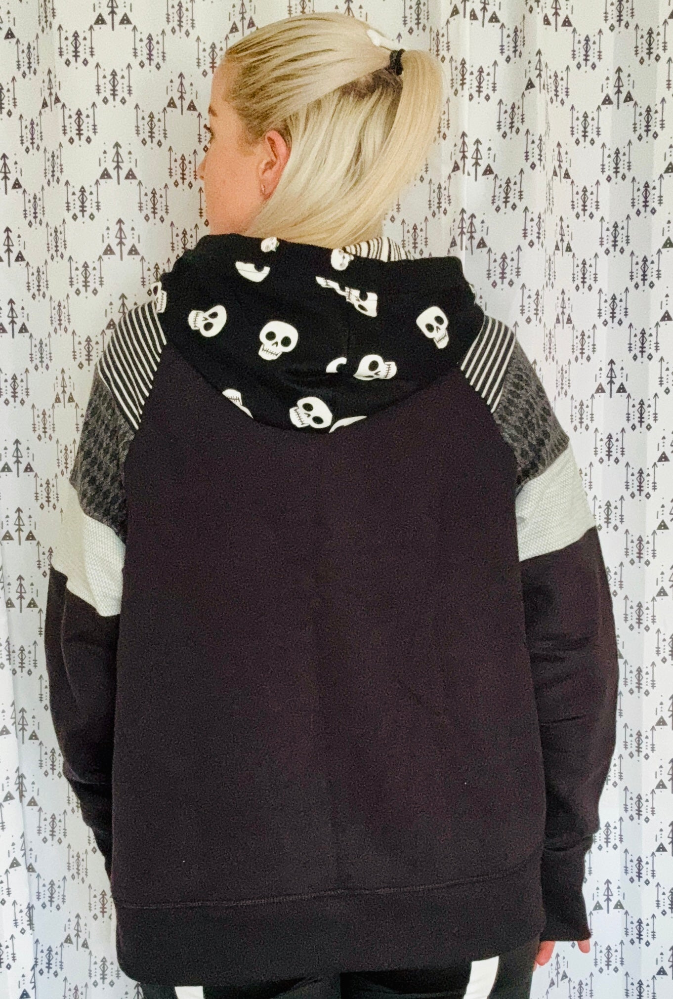 All Skulls 2 Custom Hoodie Size- Women’s- XL/2X