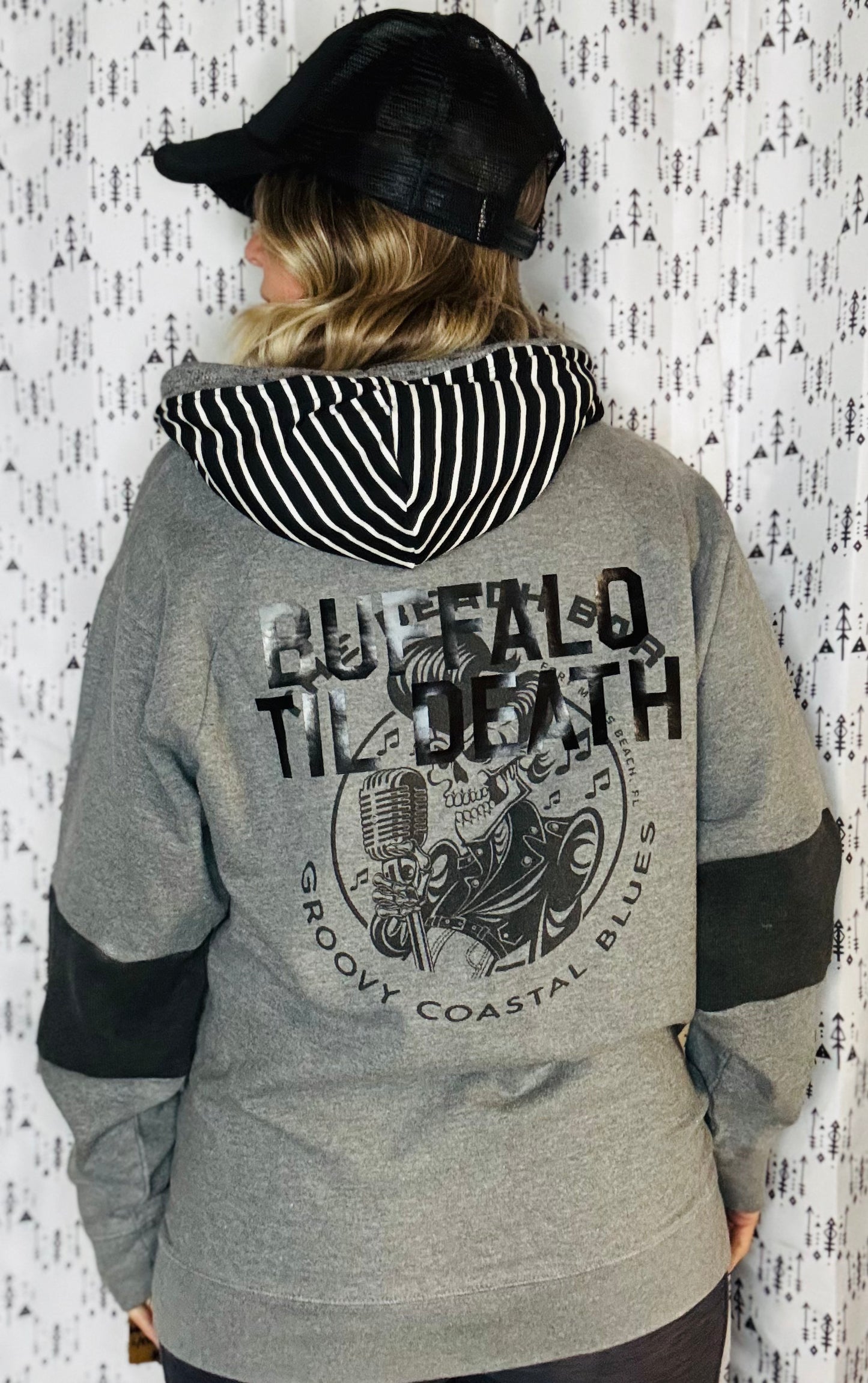 Rocktober Grey Buffalo Hoodie Size- Unisex M/L