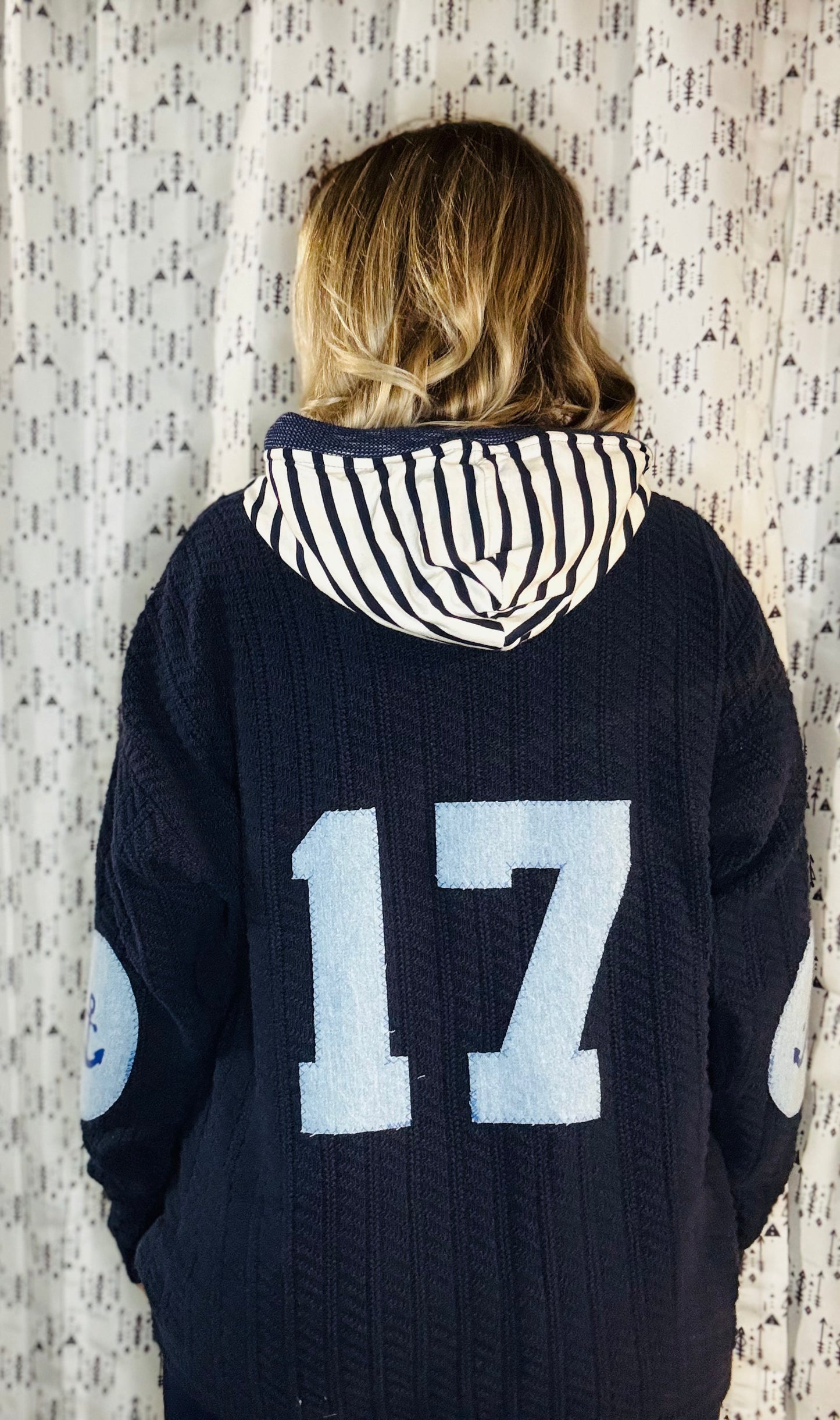 Navy “Nauti” Allen #17 Buffalo Sweater Hoodie Women's Size-XL/2X