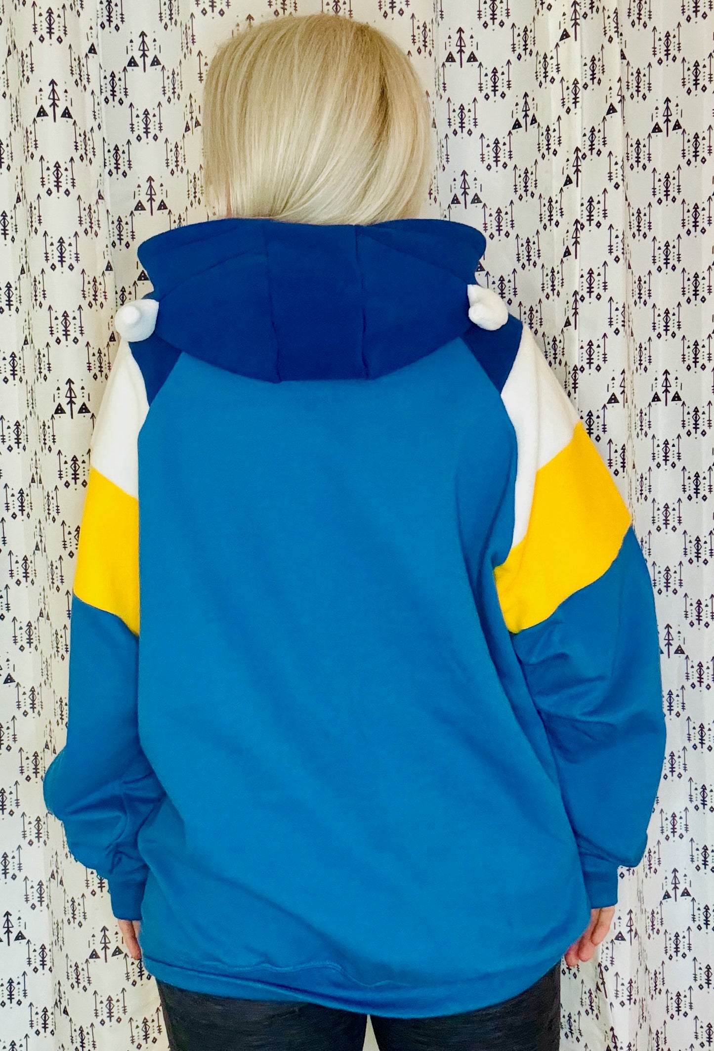 Buffalo Head Hockey Hoodie Size- Unisex L/XL