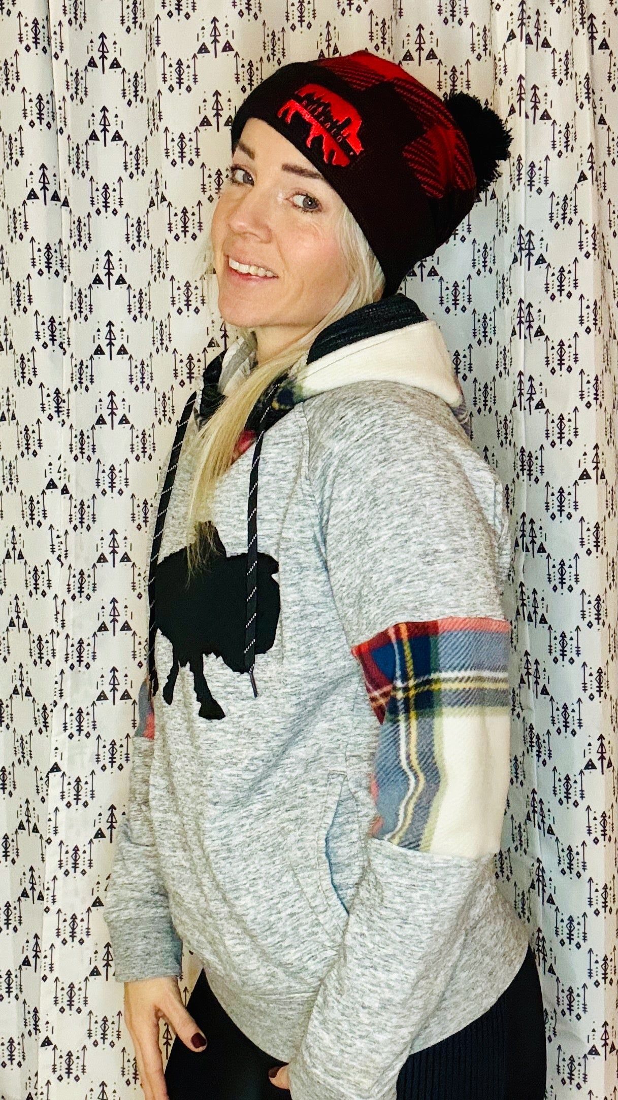 Salt & Pepper Plaid Hoodie Size- Women's M/L