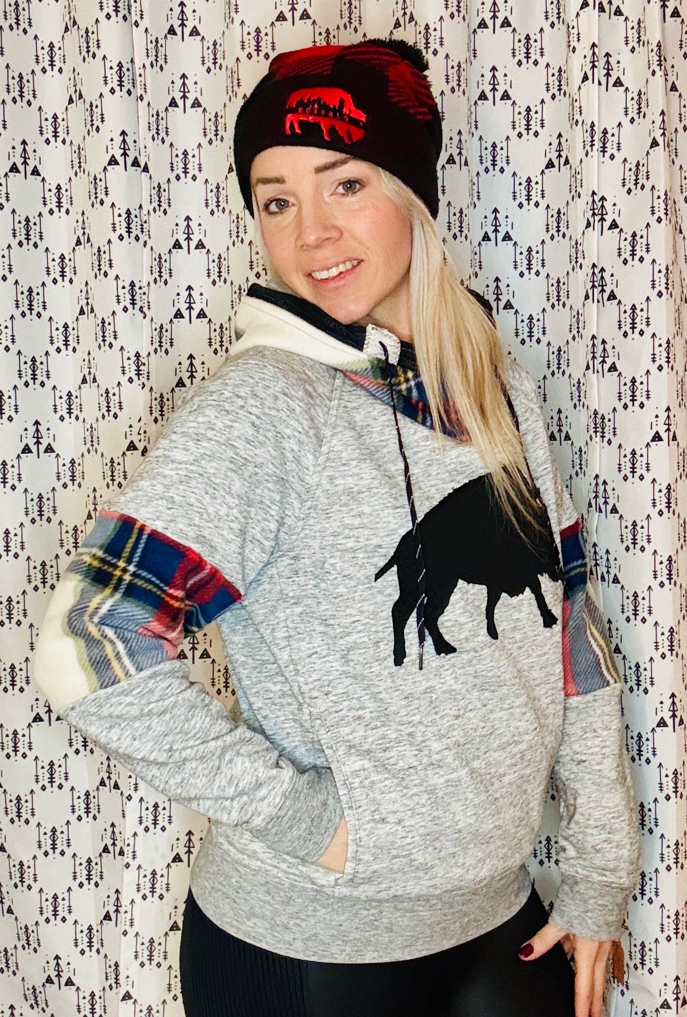 Salt & Pepper Plaid Hoodie Size- Women's M/L