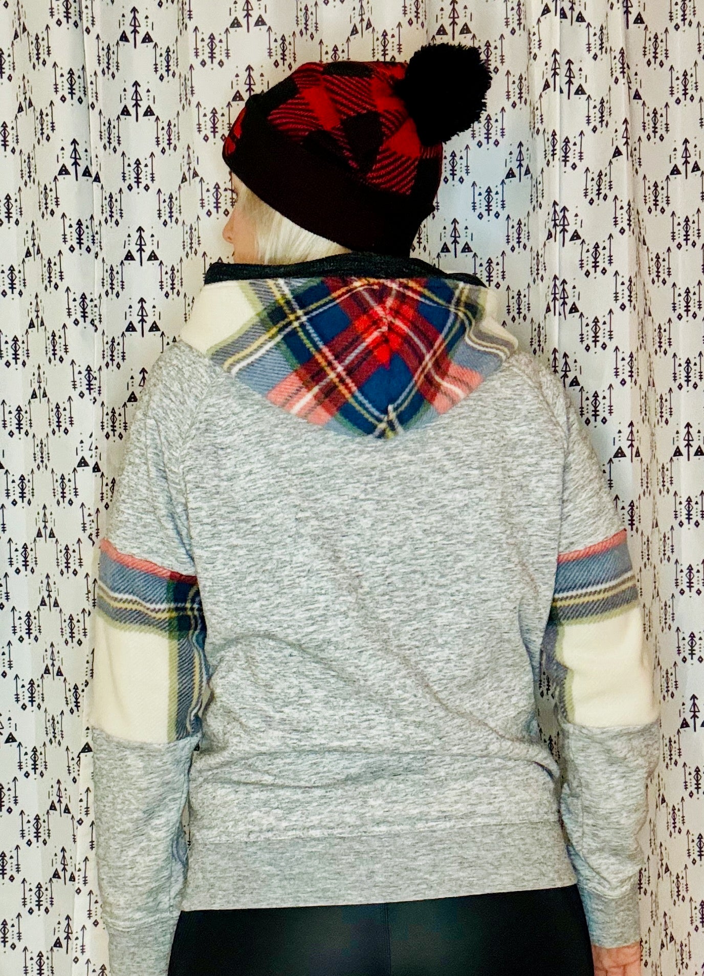 Salt & Pepper Plaid Hoodie Size- Women's M/L