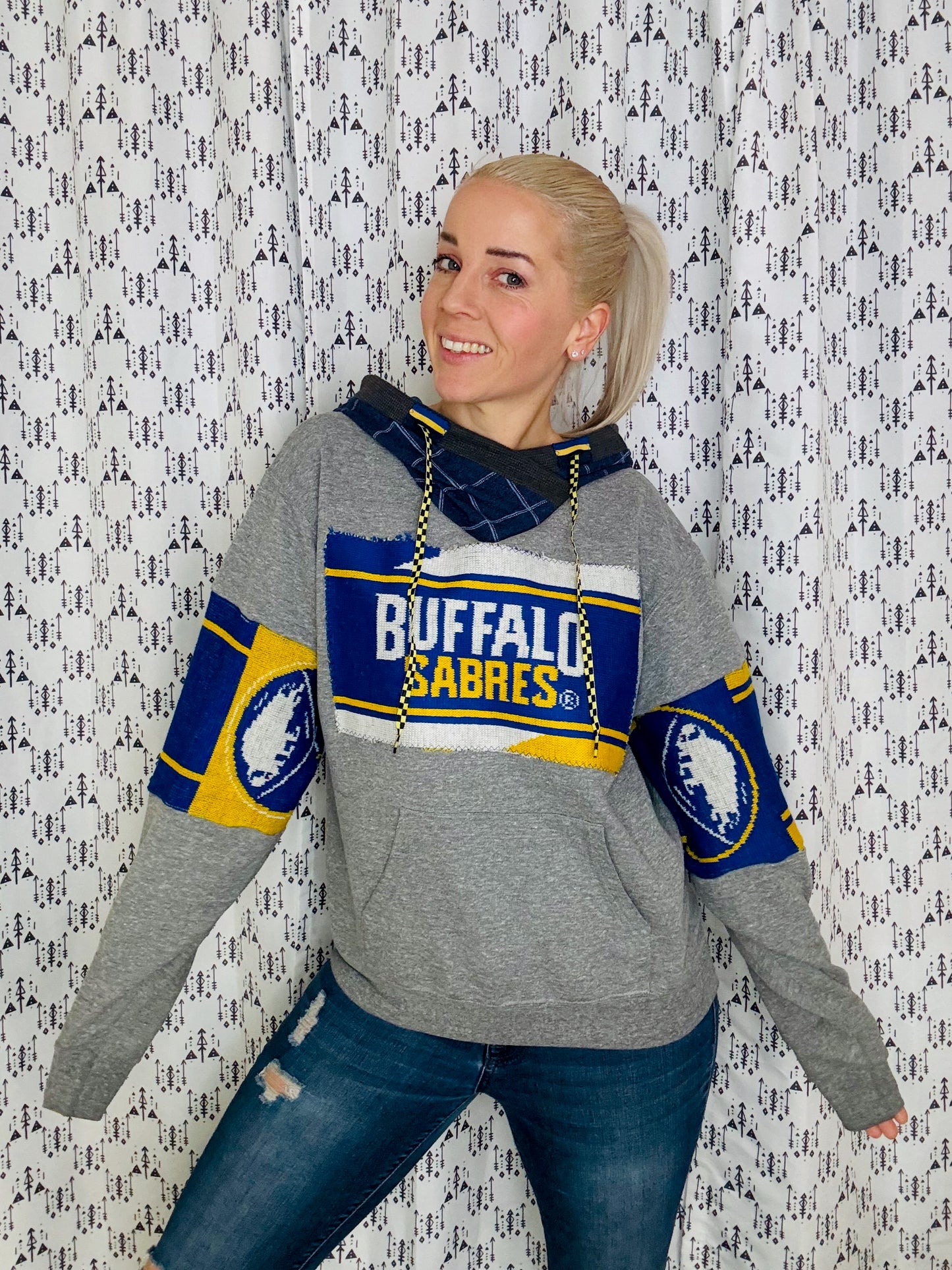Grey Buffalo Hockey Scarf Hoodie Size- Unisex M/L