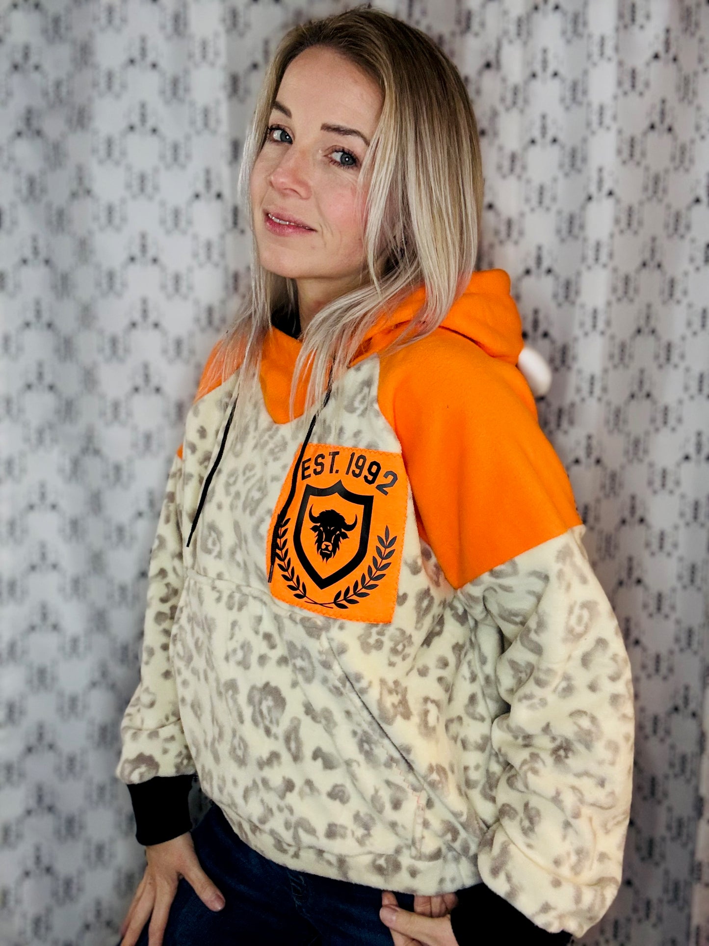 Leopard Buffalo Head Lacrosse Crop Hoodie Size- Women's L/XL