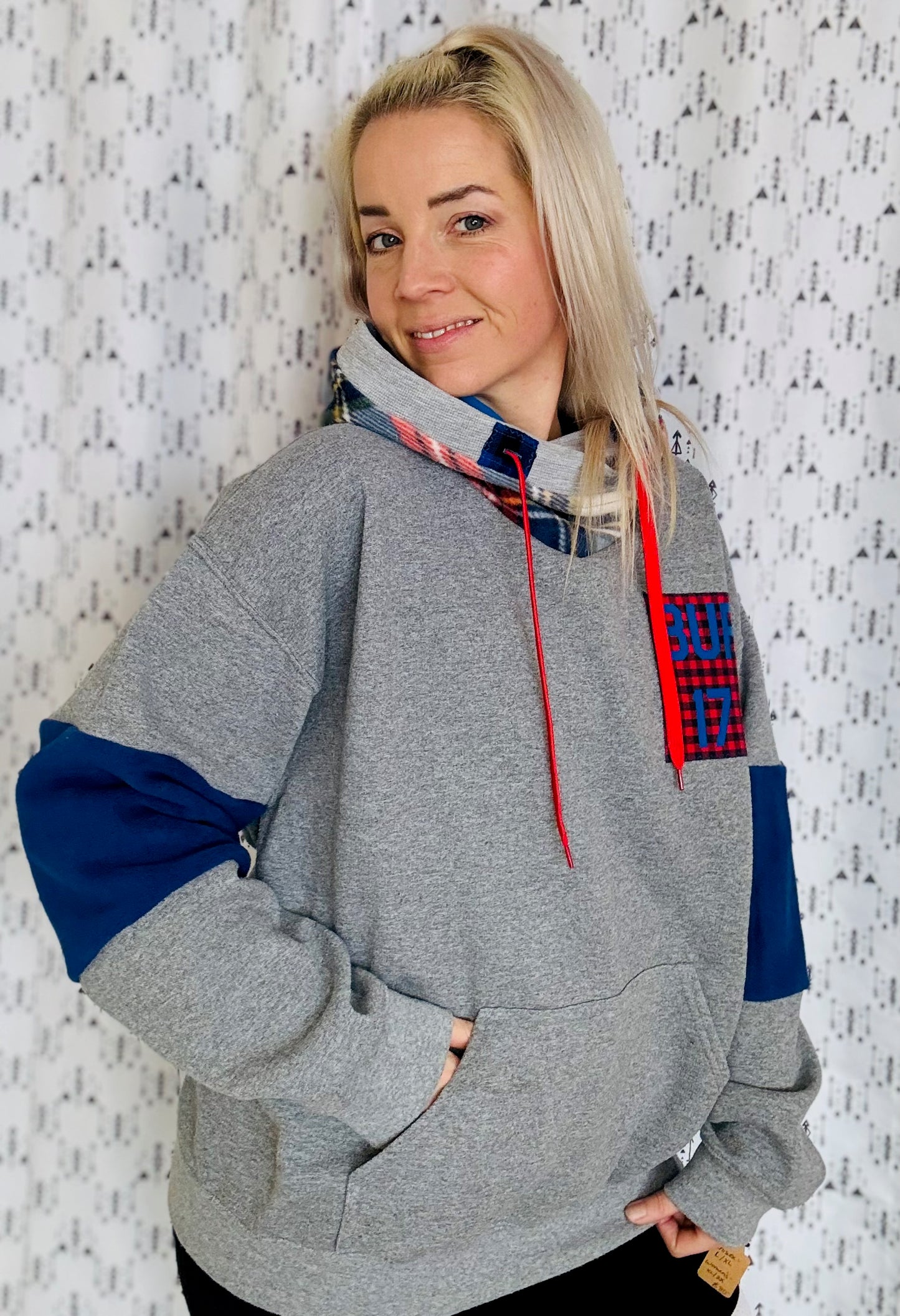 Josh Allen Plaid Buffalo Hoodie Size- Unisex L/XL