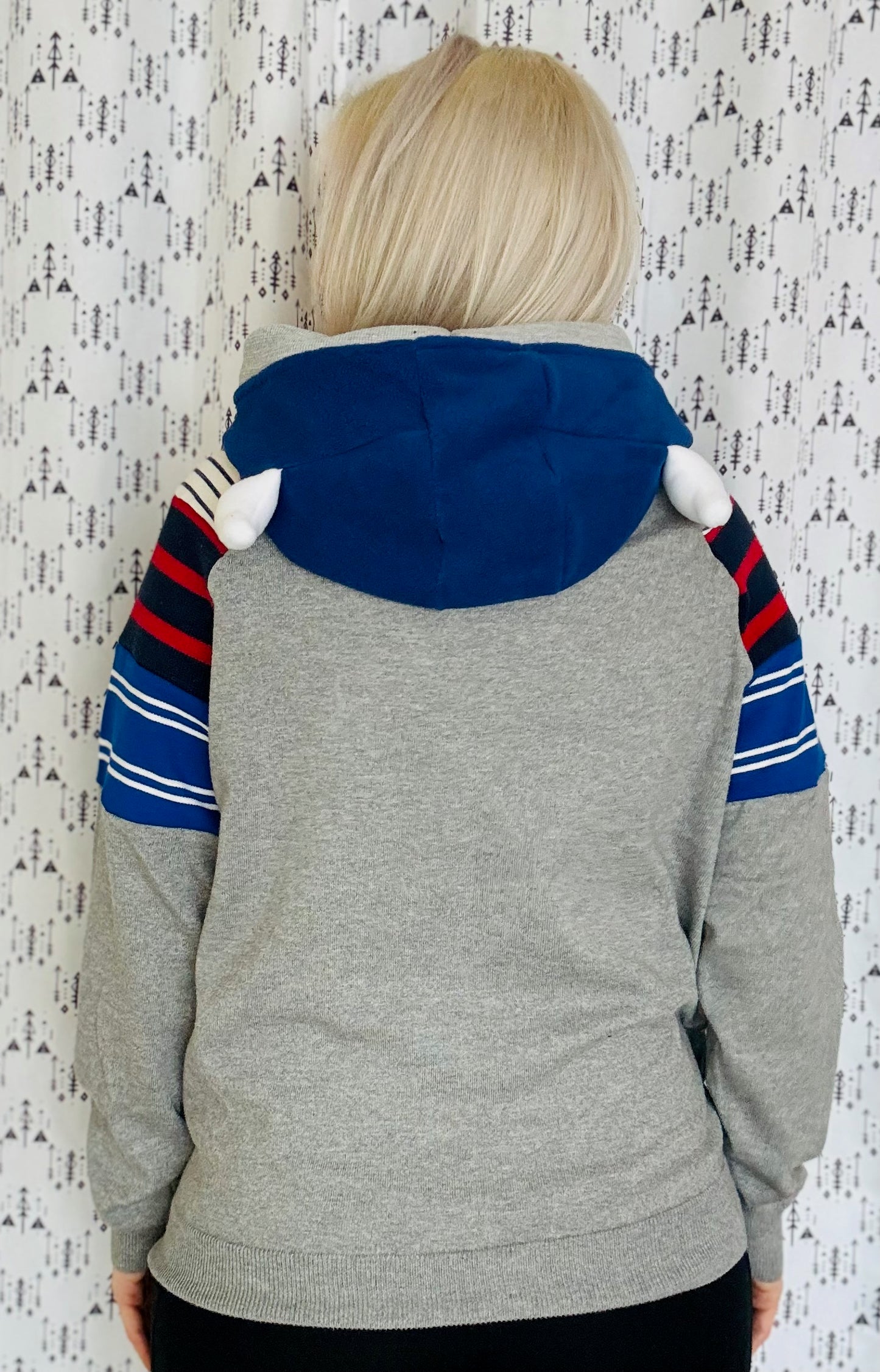 Grey & Striped Be the Buffalo Hoodie Size- Unisex S/M