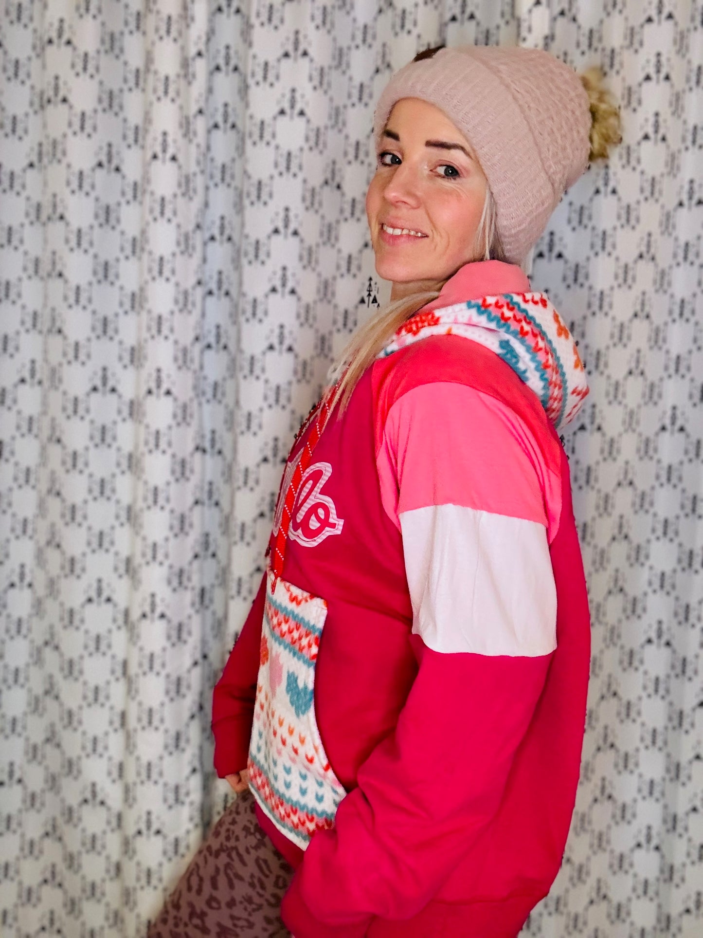 Pink XOXO Ombre Buffalo Hoodie Size- Women's XL/2X