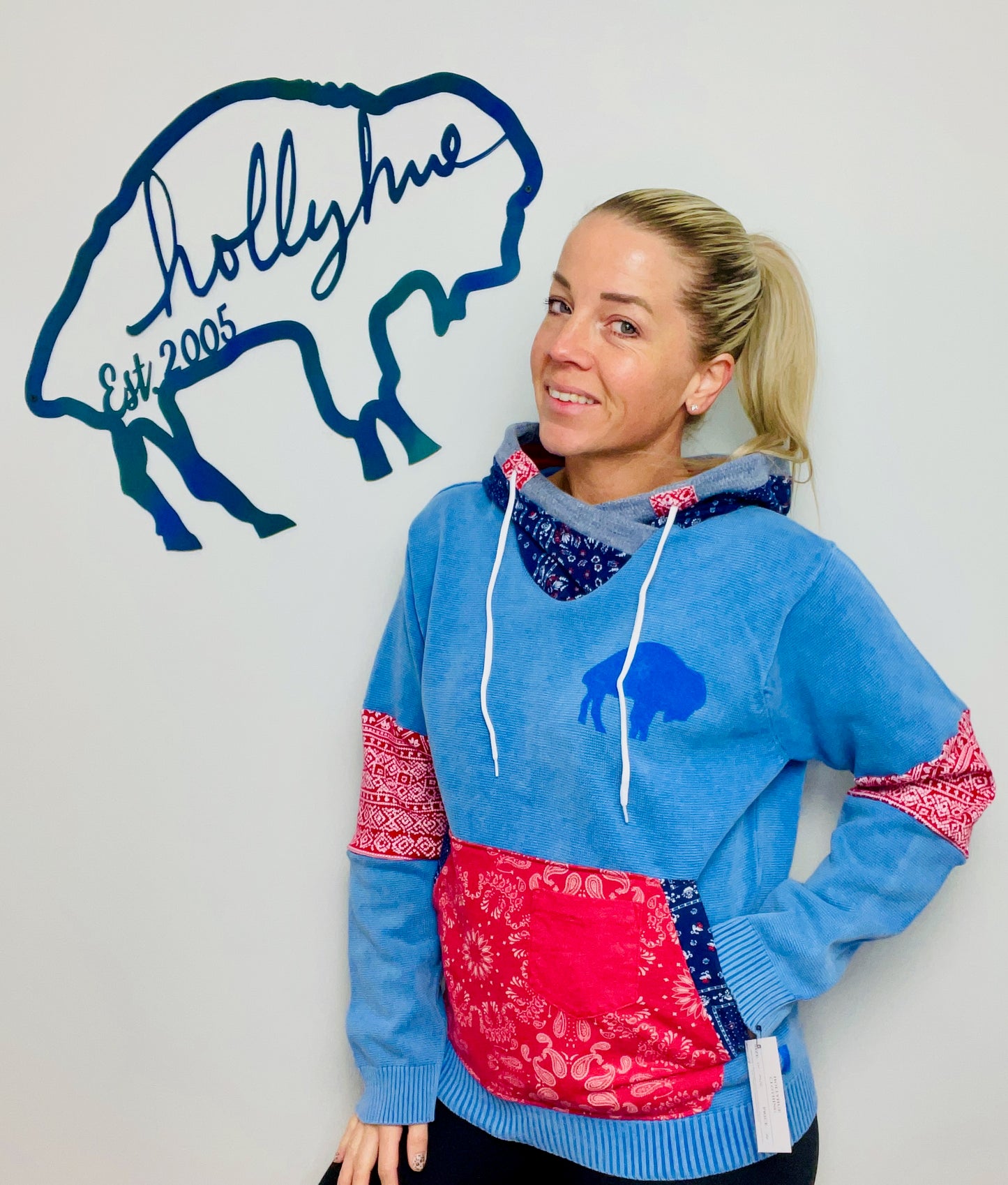 Blue Vintage Americana Buffalo Sweater Hoodie Size- Women's M/L