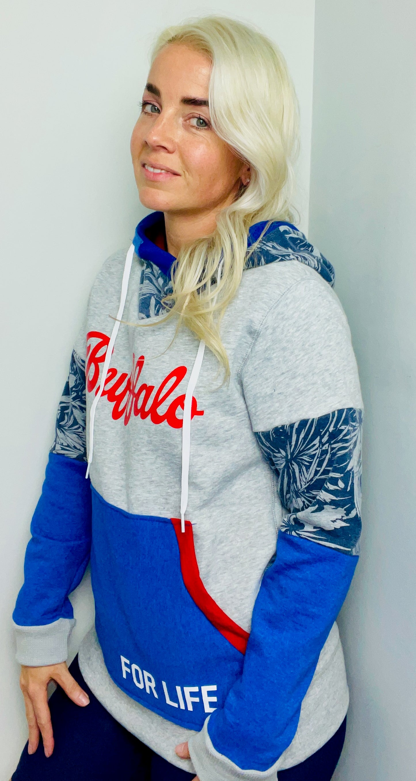 Light Grey Hawaiian Buffalo Hoodie Size- Unisex S/M