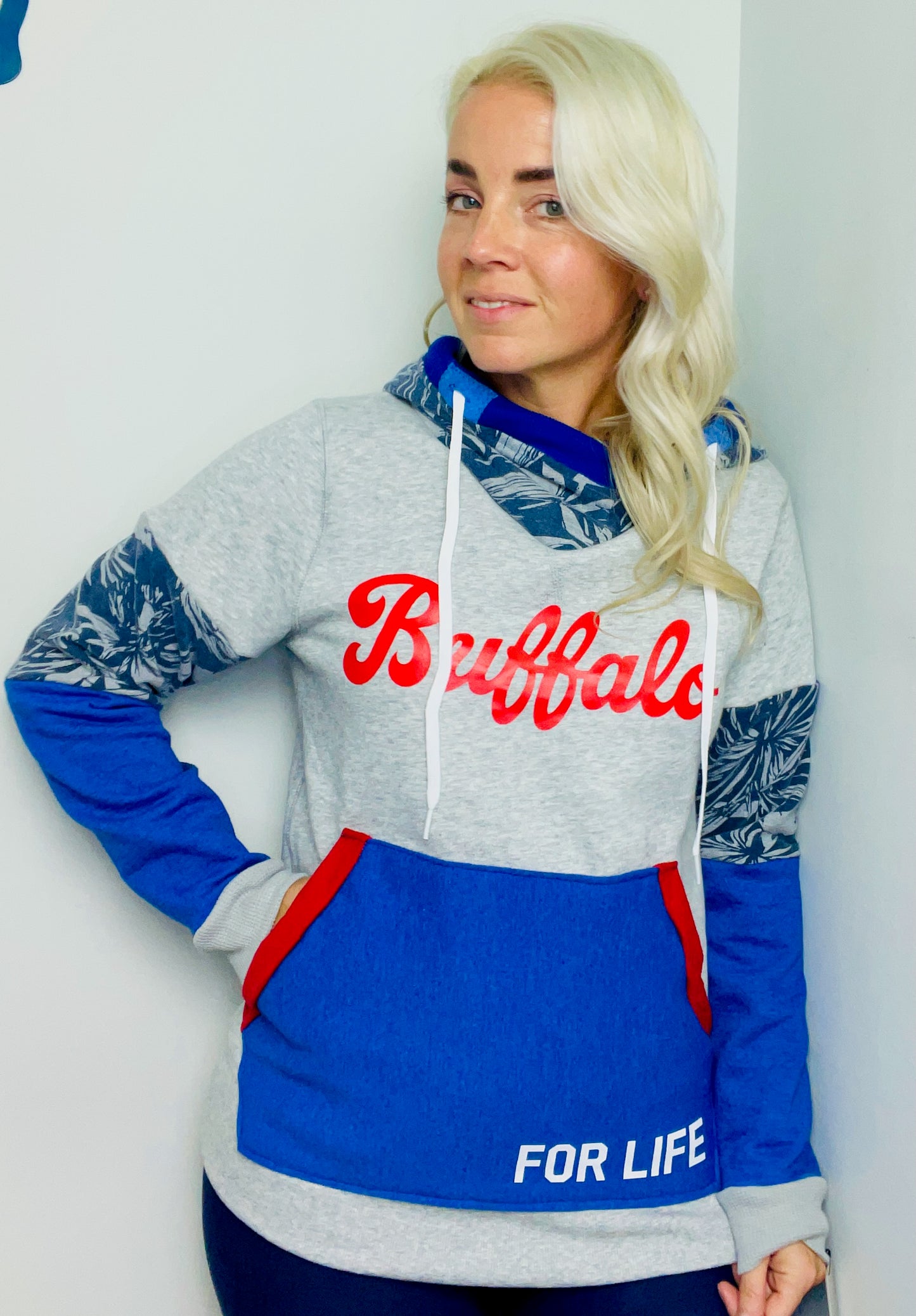 Light Grey Hawaiian Buffalo Hoodie Size- Unisex S/M