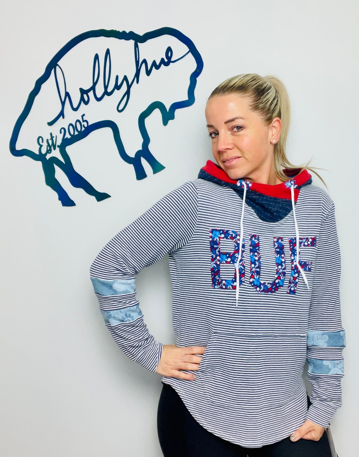 Vintage Striped Americana BUF Hoodie Size- Women's M/L