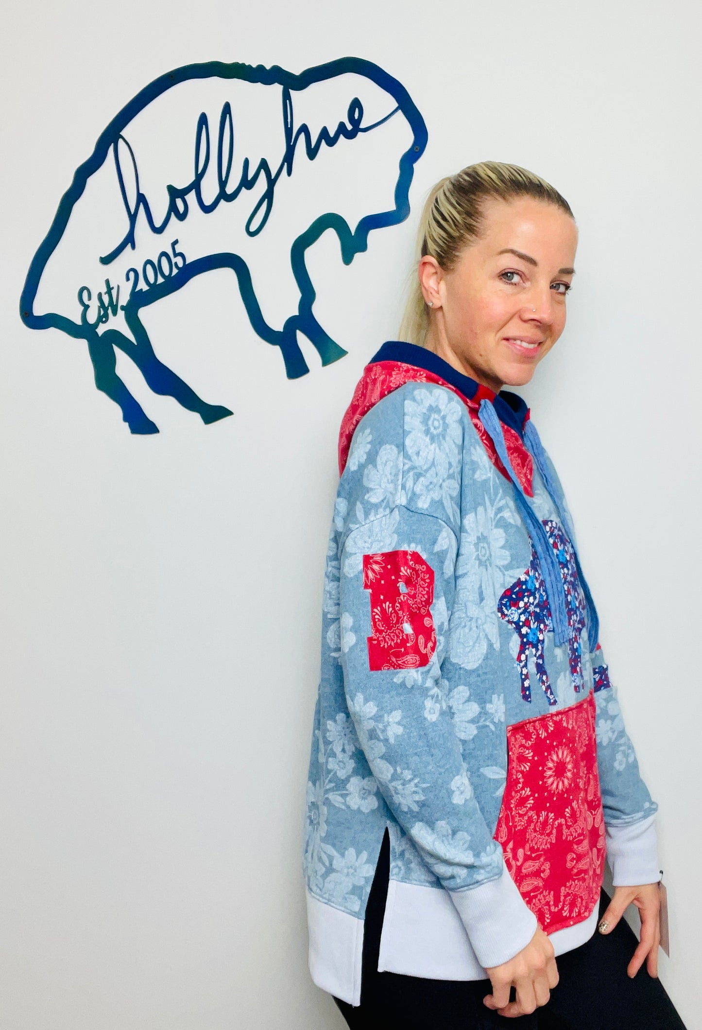 Vintage Floral Americana BUF Hoodie Size- Women's M/L