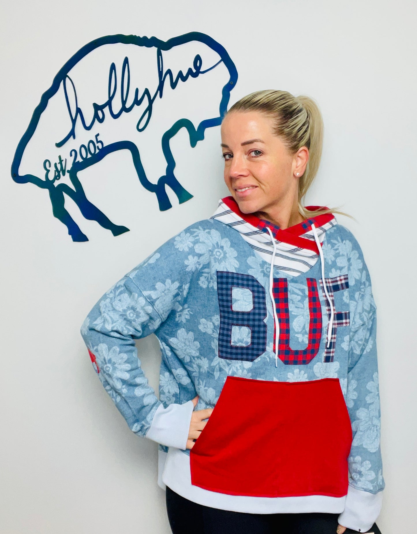 Floral Vintage Americana BUF Hoodie Size- Women's L/XL