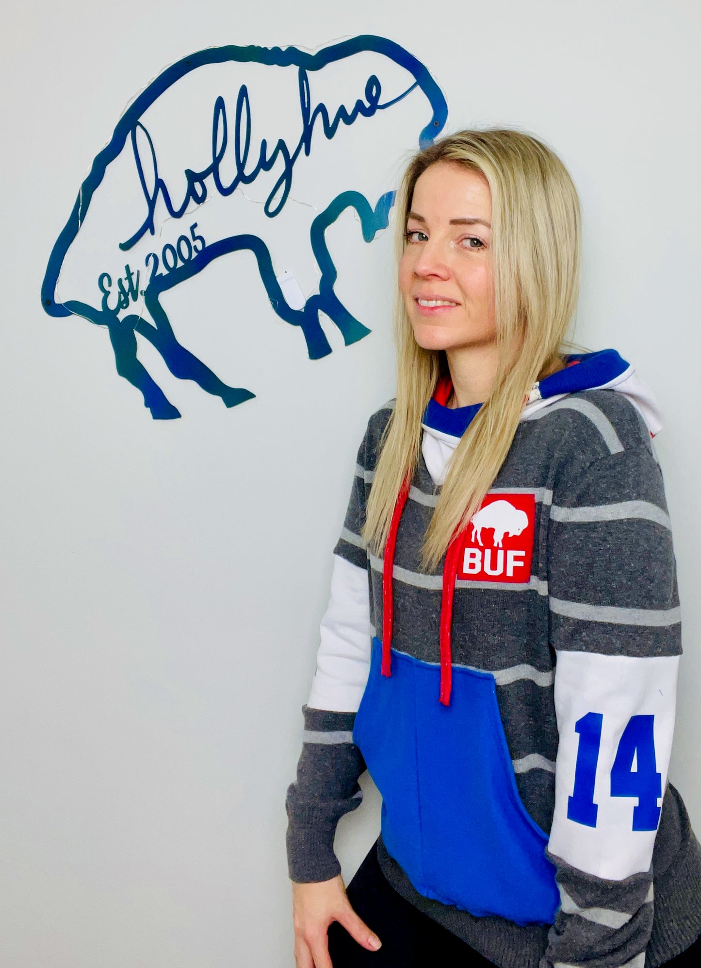 Diggs #14 Heartthrob Buffalo Sweater Hoodie Size-Unisex S/M
