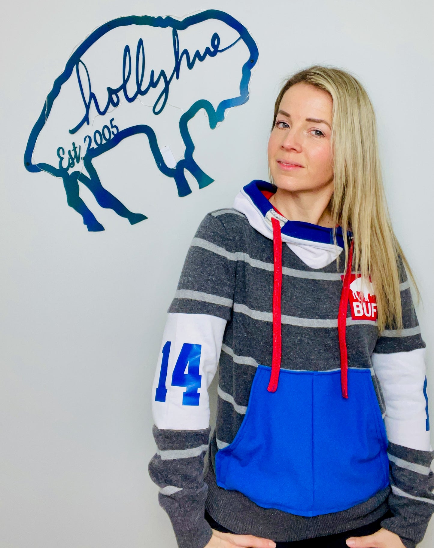 Diggs #14 Heartthrob Buffalo Sweater Hoodie Size-Unisex S/M