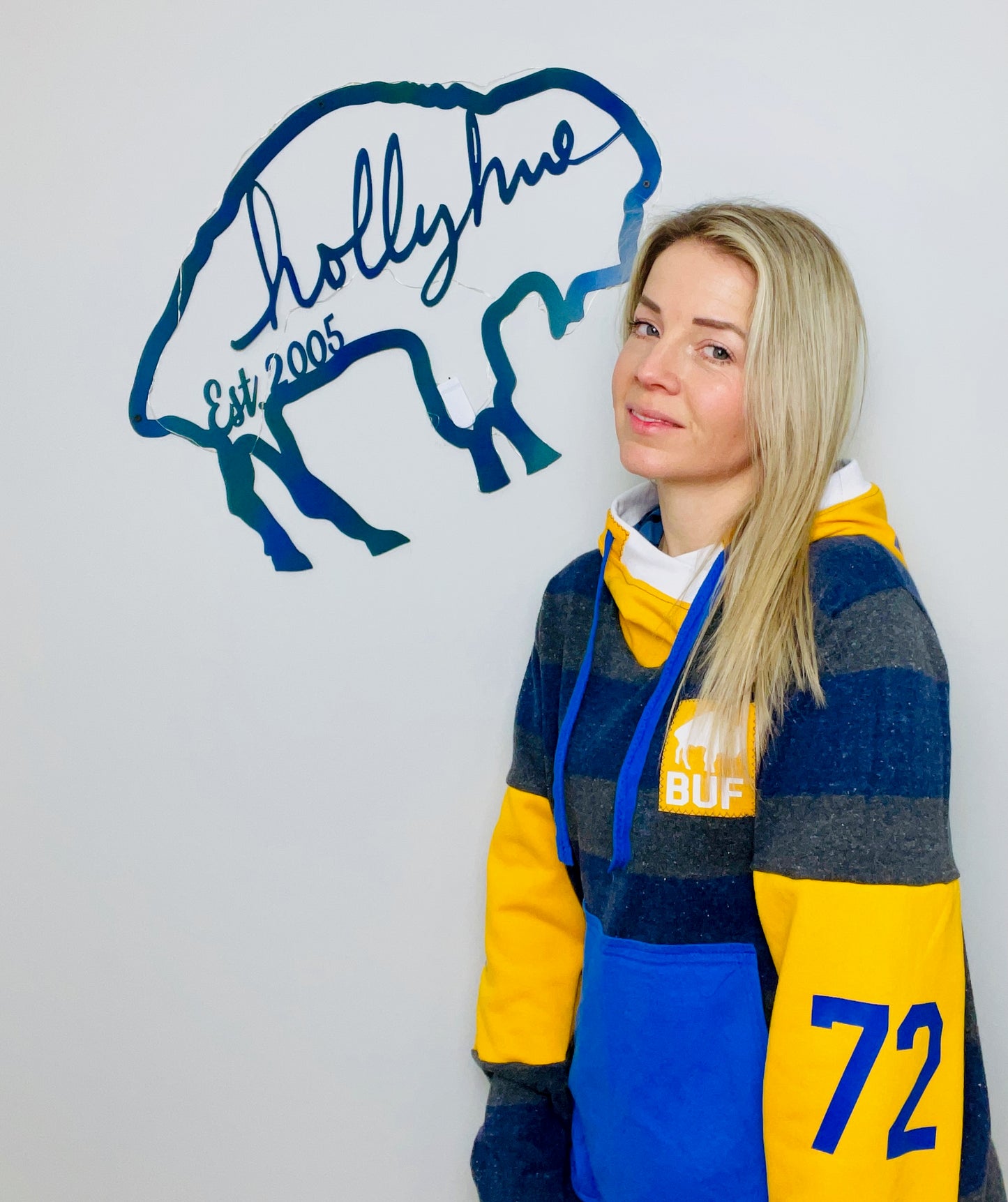 Thompson #72 Heartthrob Buffalo Sweater Hoodie Size-Unisex L/XL