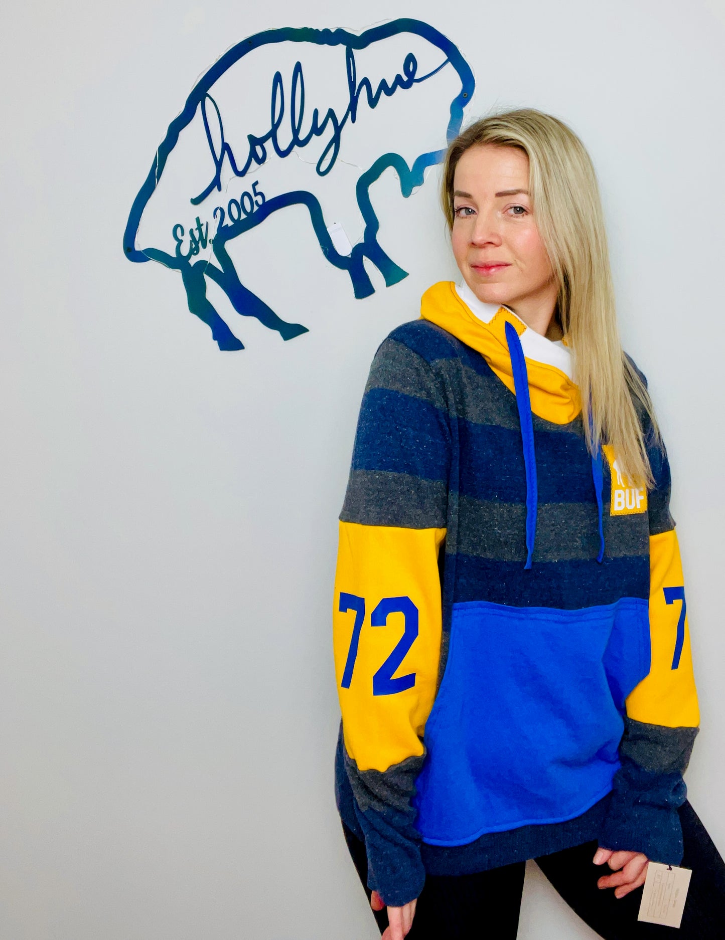 Thompson #72 Heartthrob Buffalo Sweater Hoodie Size-Unisex L/XL