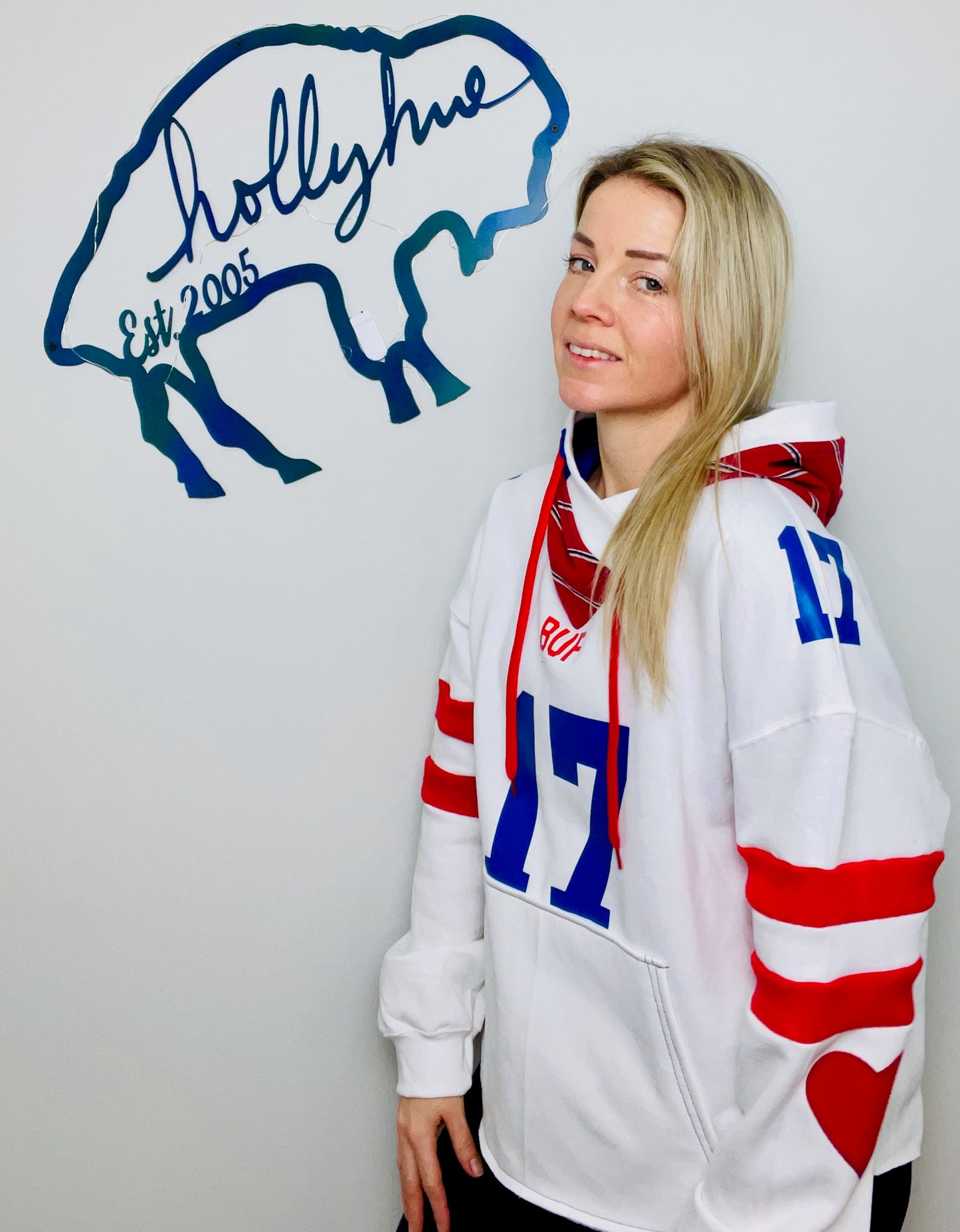 Allen #17 White Heartthrob Buffalo Hoodie Size-Women's L/XL
