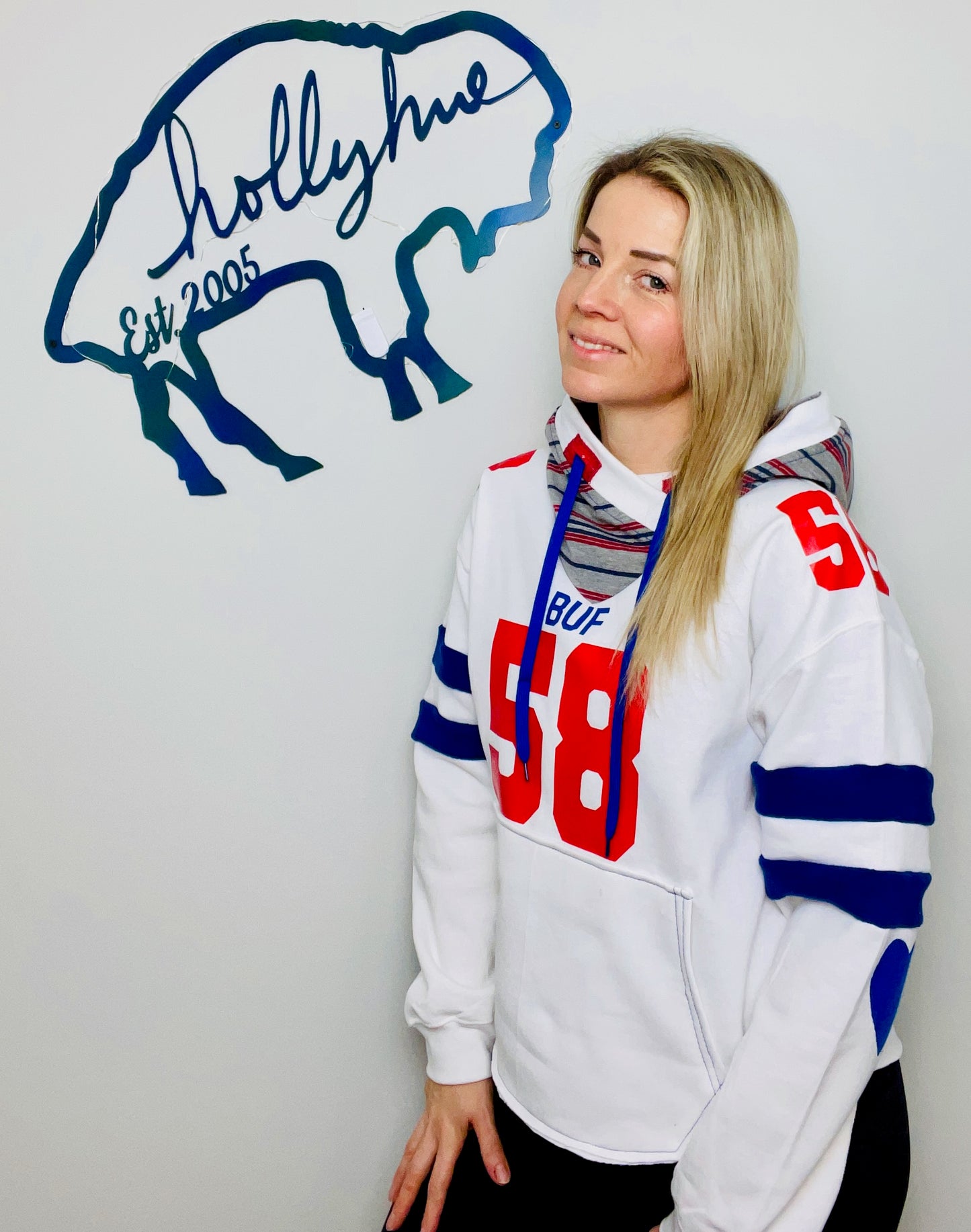 Milano #58 White Heartthrob Buffalo Hoodie Size-Women's L/XL