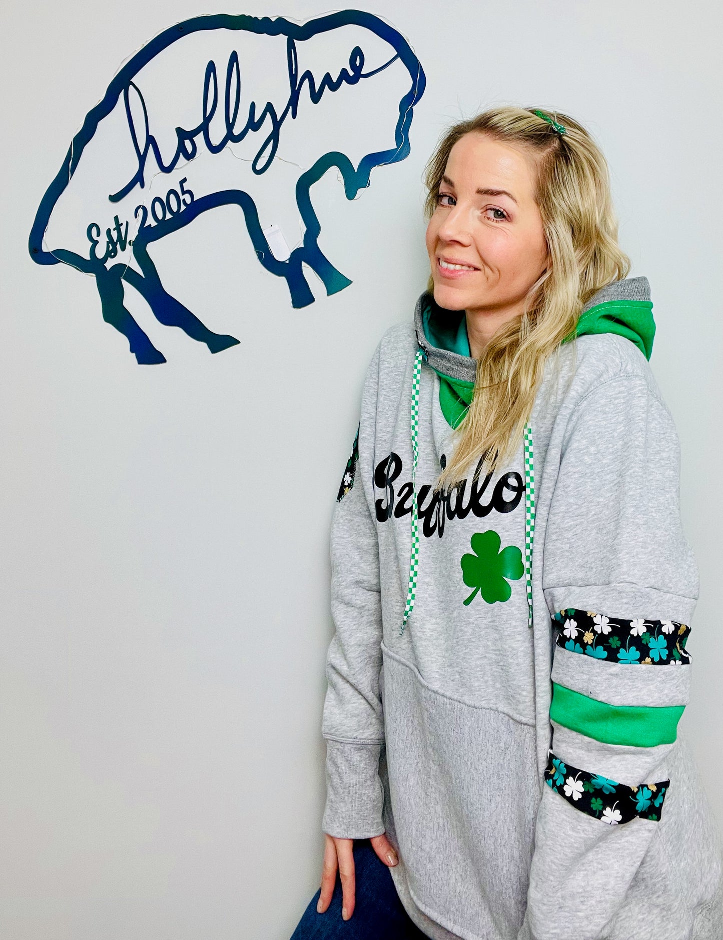 Grey Buffalo Irish Hoodie Size- Unisex M/L