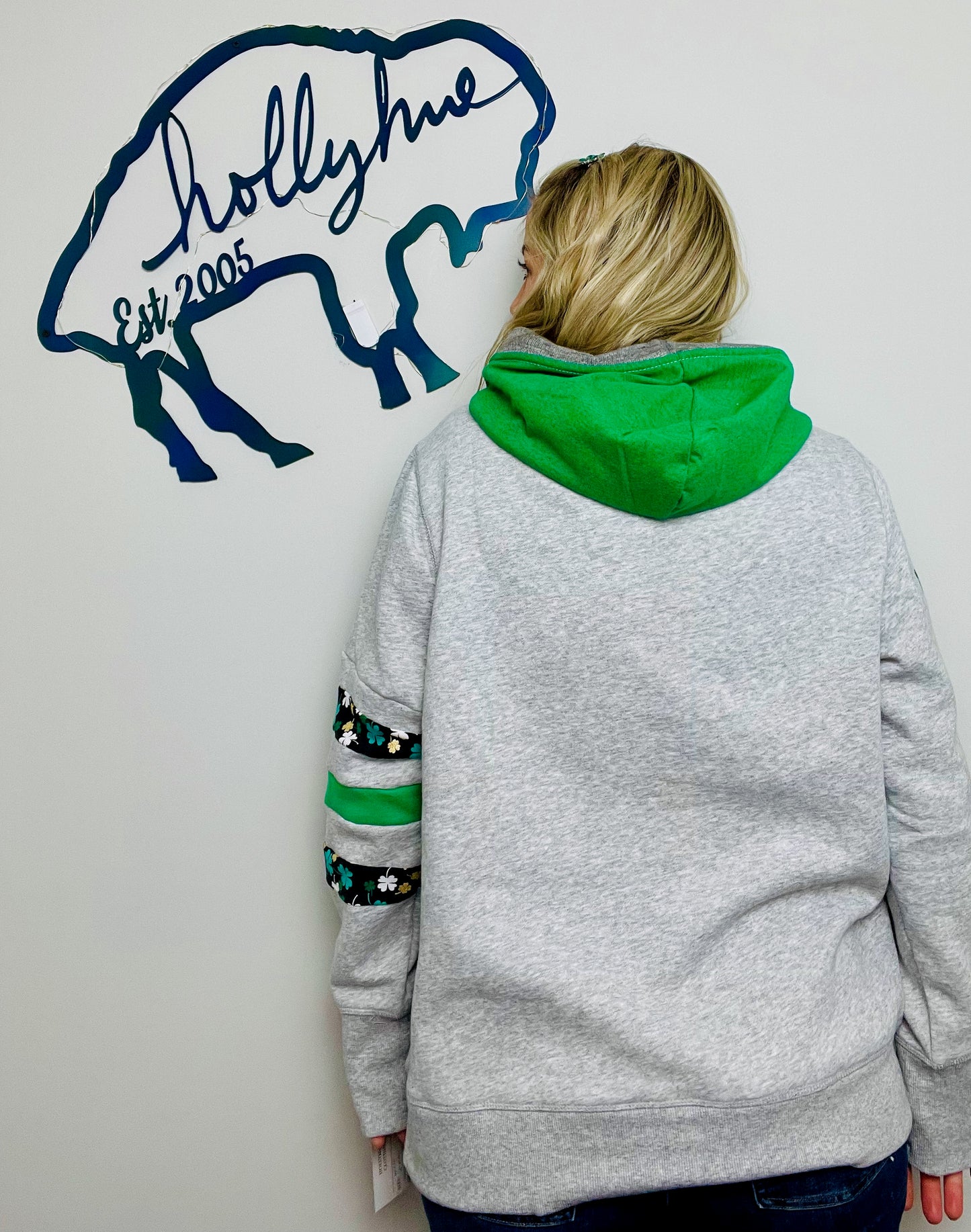 Grey Buffalo Irish Hoodie Size- Unisex M/L