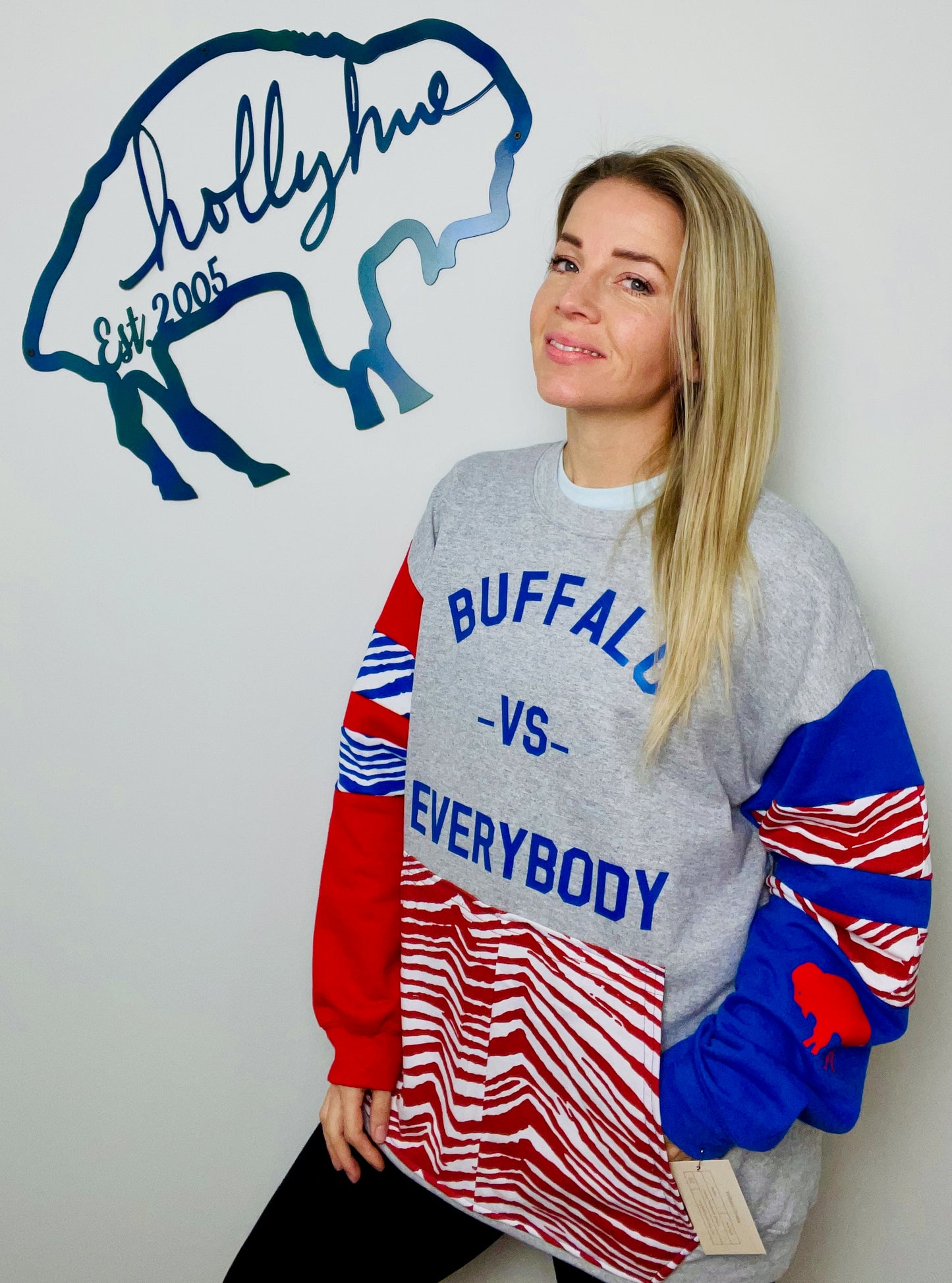 Grey Buffalo Vs Everybody Crewneck Size- Unisex-L/XL