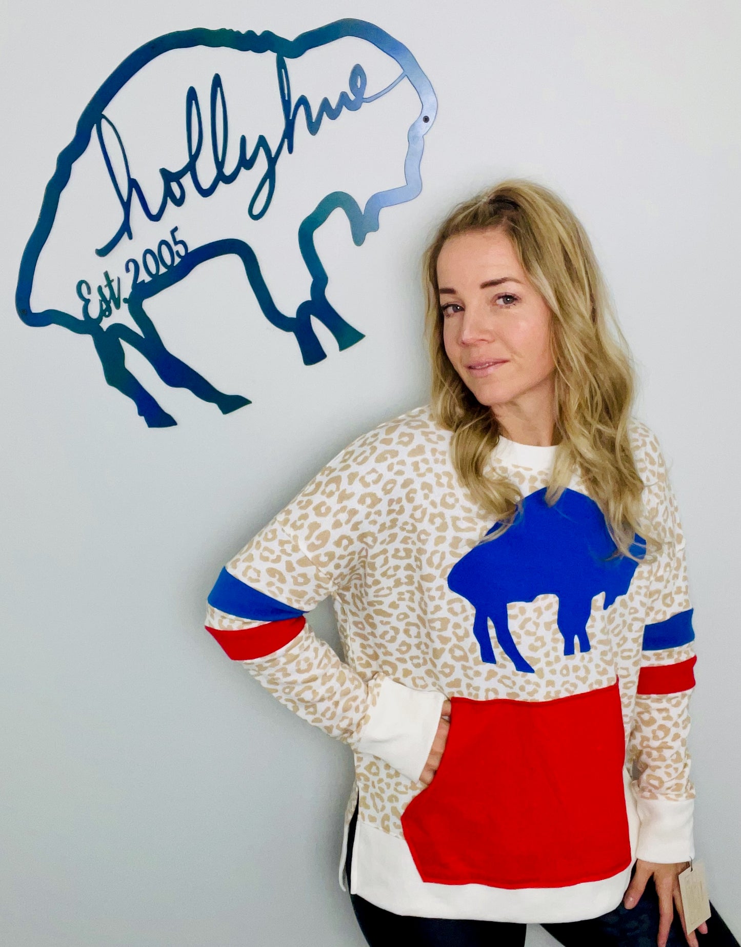 Tan Leopard Throwback Buffalo Crewneck Size- Women's L/XL