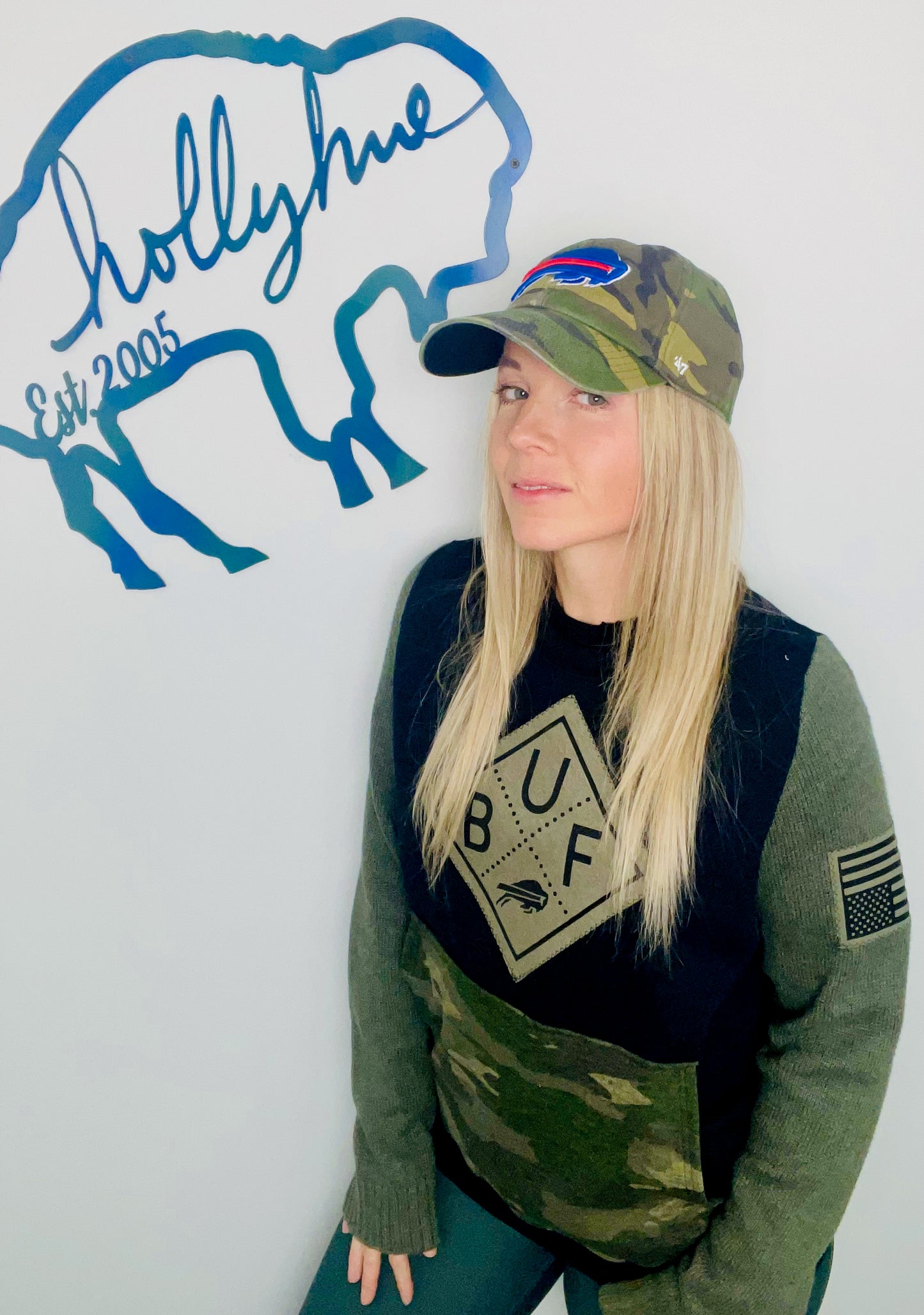 Salute To Service Black and Green Buffalo Crewneck Size- Unisex M/L