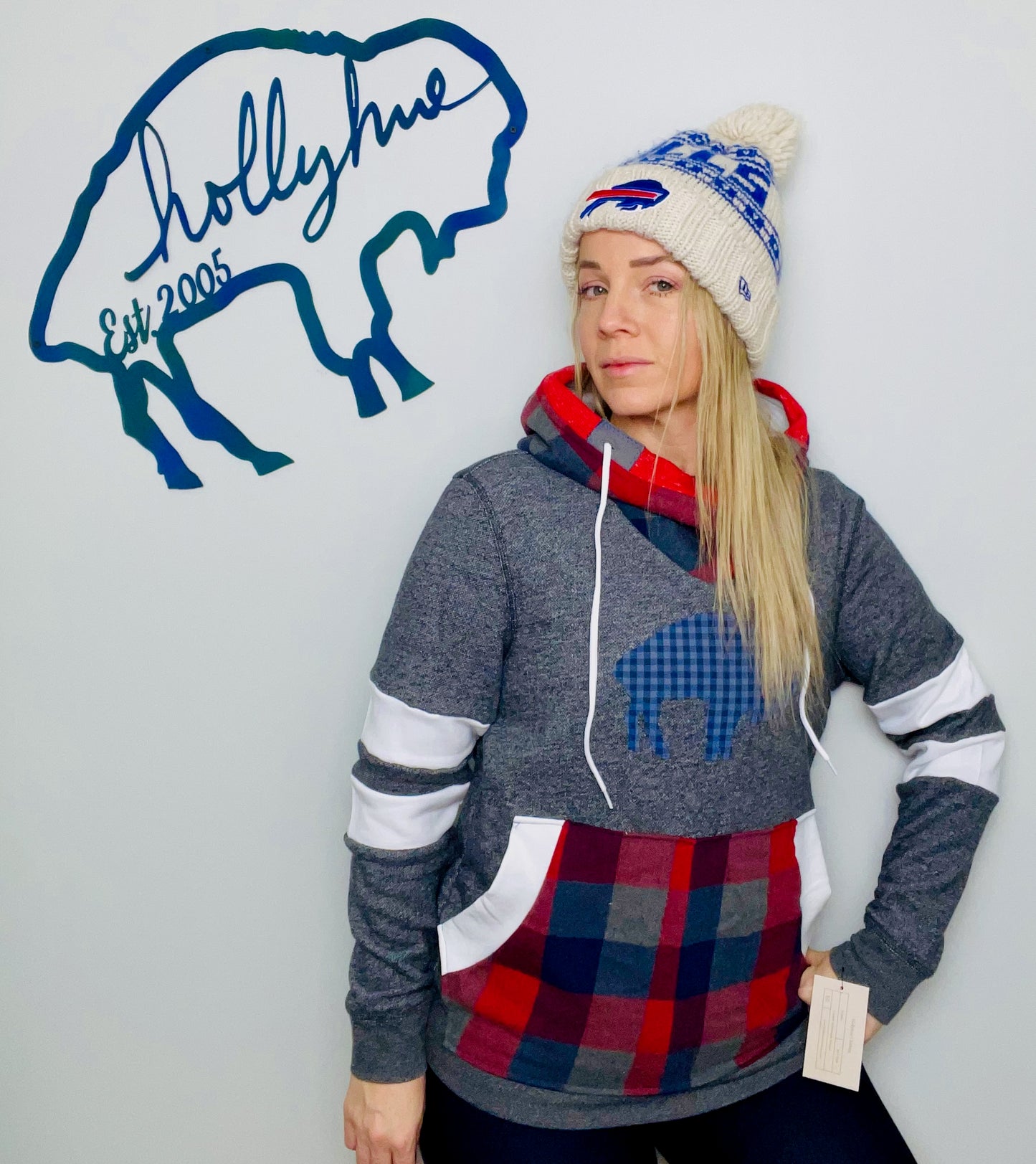 Grey Buffalo Throwback Hoodie Size- Women's S/M