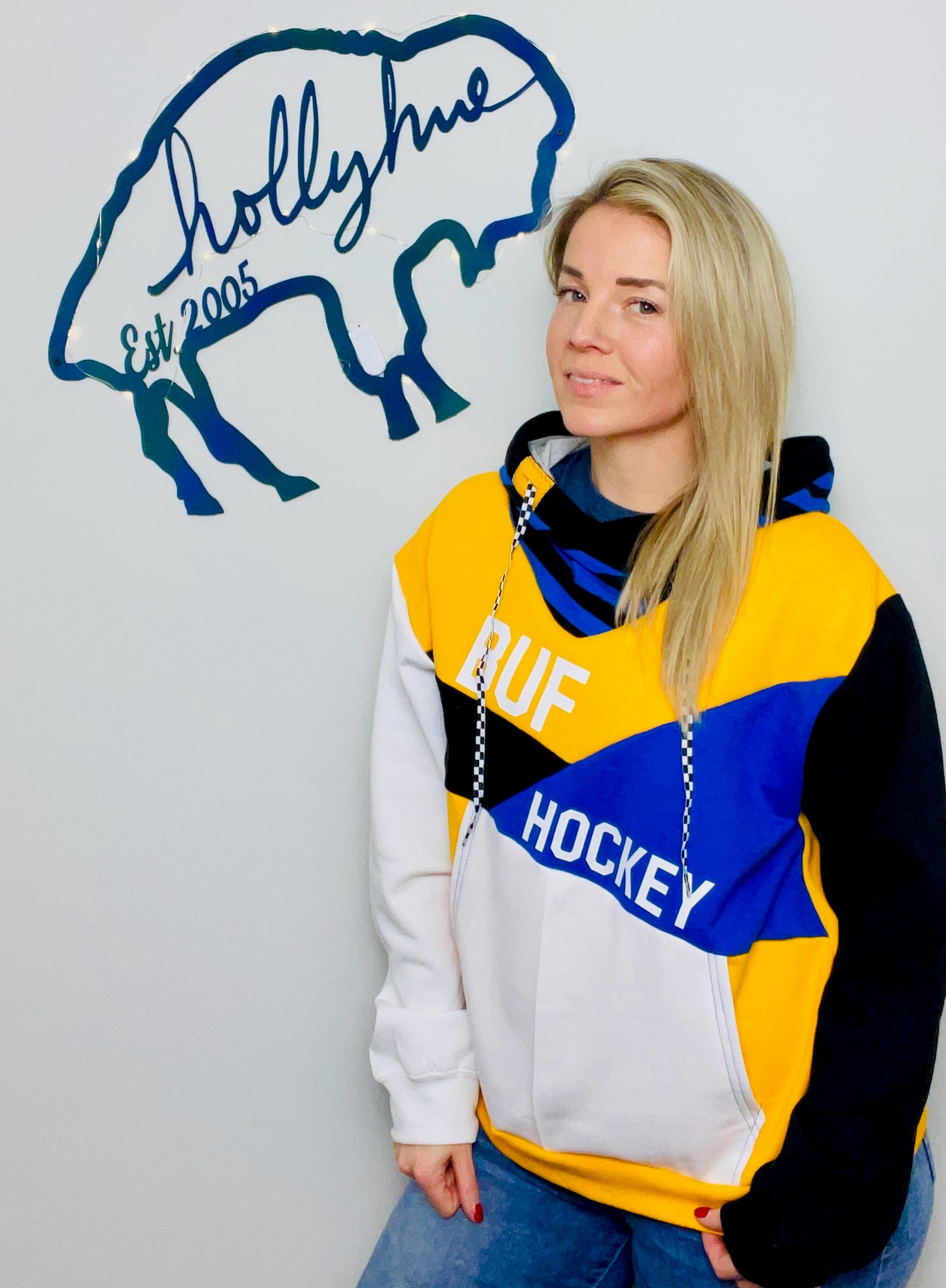 90's Diagonal Color-Block Buffalo Hockey Hoodie Size- Unisex M/L