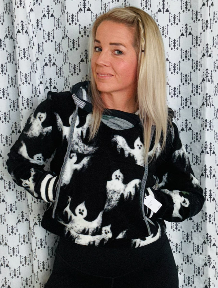 Ghost Fleece Crop Hoodie Size- Women’s M/L