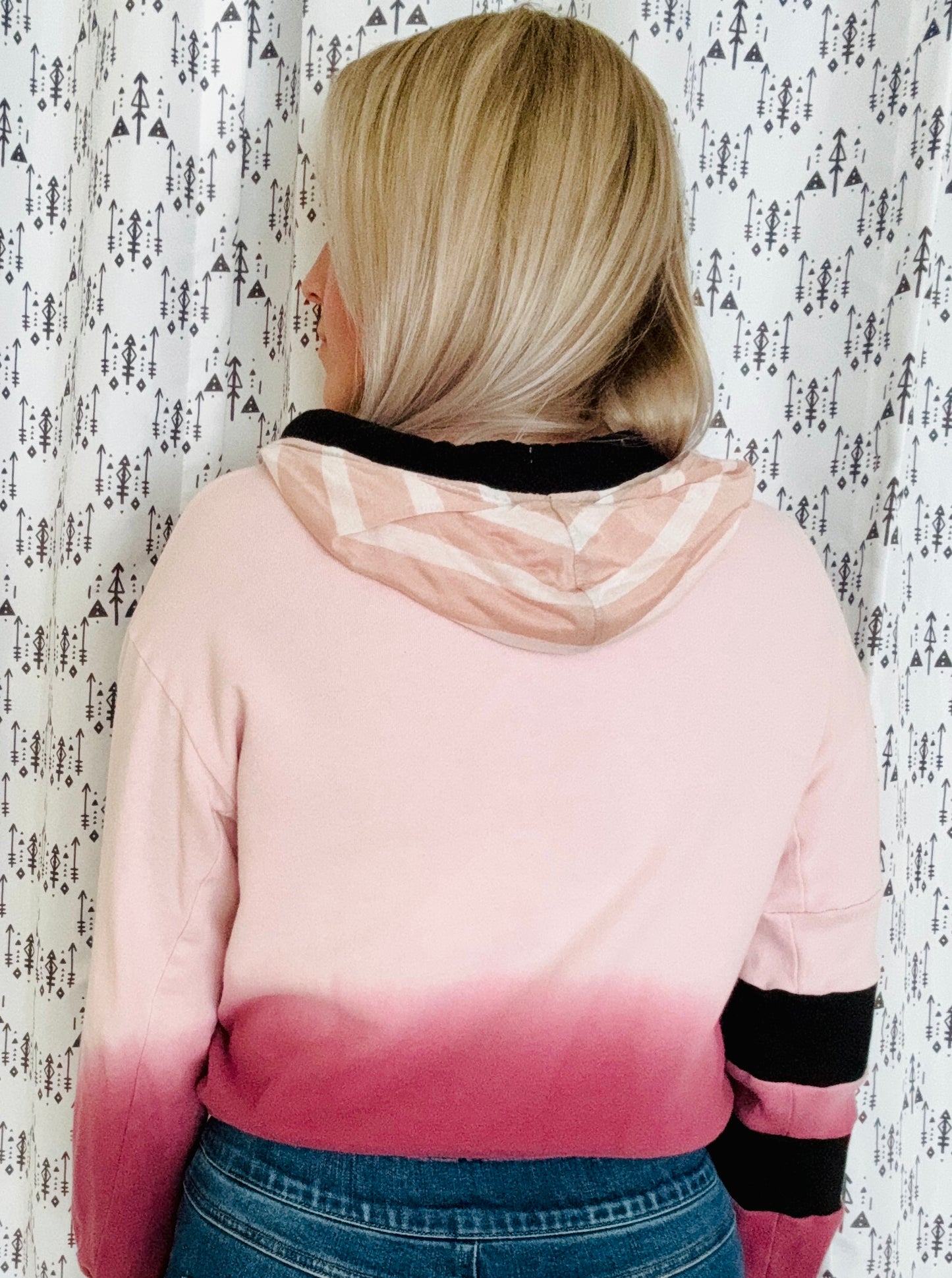 Ombre’ Pinktober Buffalo Crop Hoodie Size- Women’s S/M