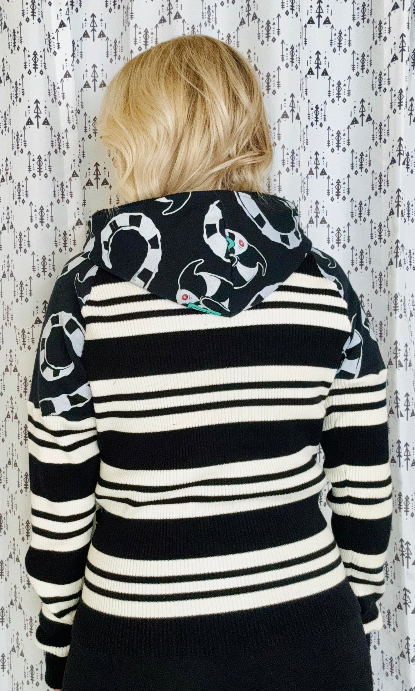 Black & White Striped Sandworm Buffalo Hoodie Size- Women’s M/L