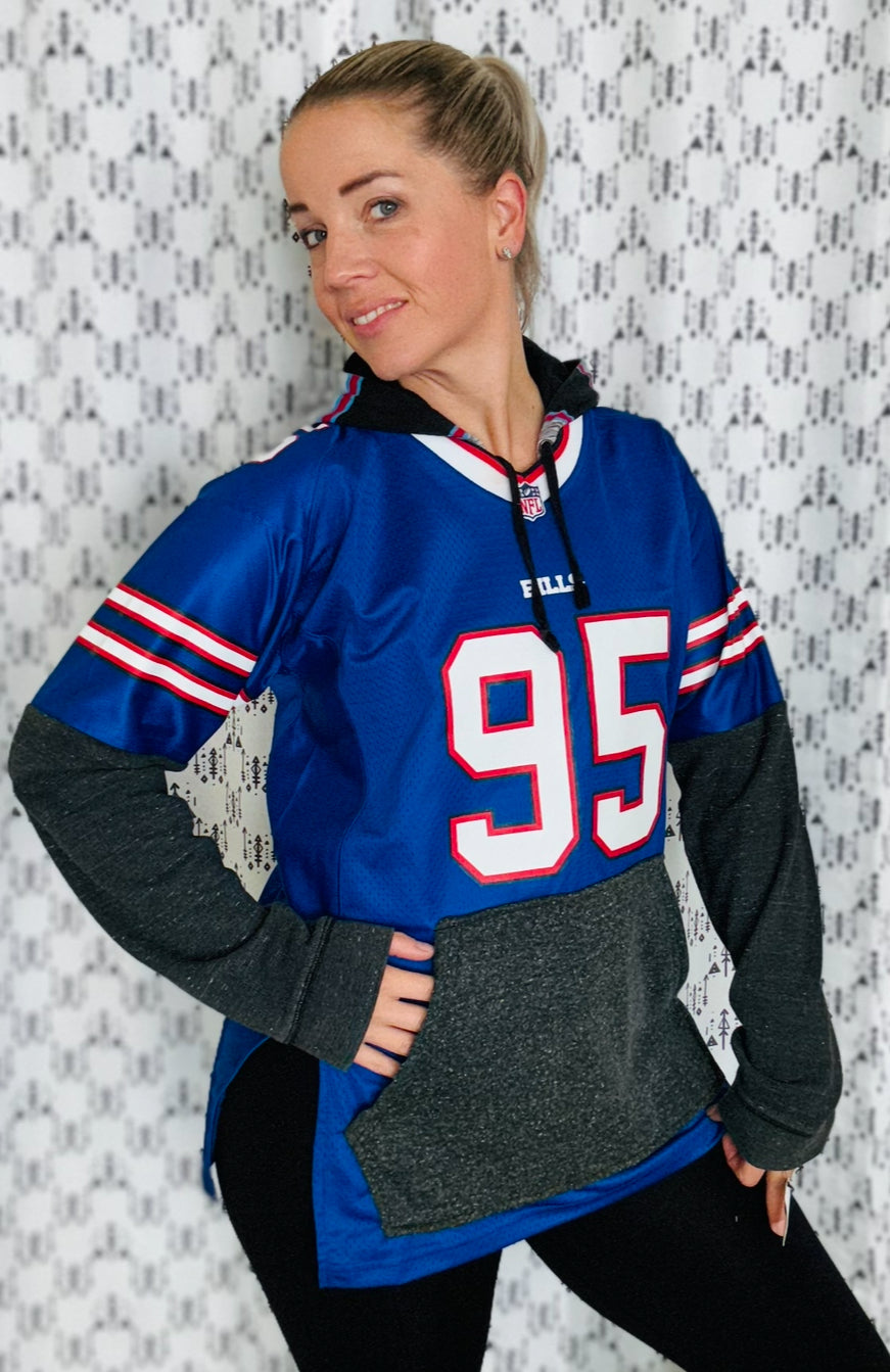 Retired #95 Kyle Williams Re-worked Jersey Buffalo Size- Unisex S/M