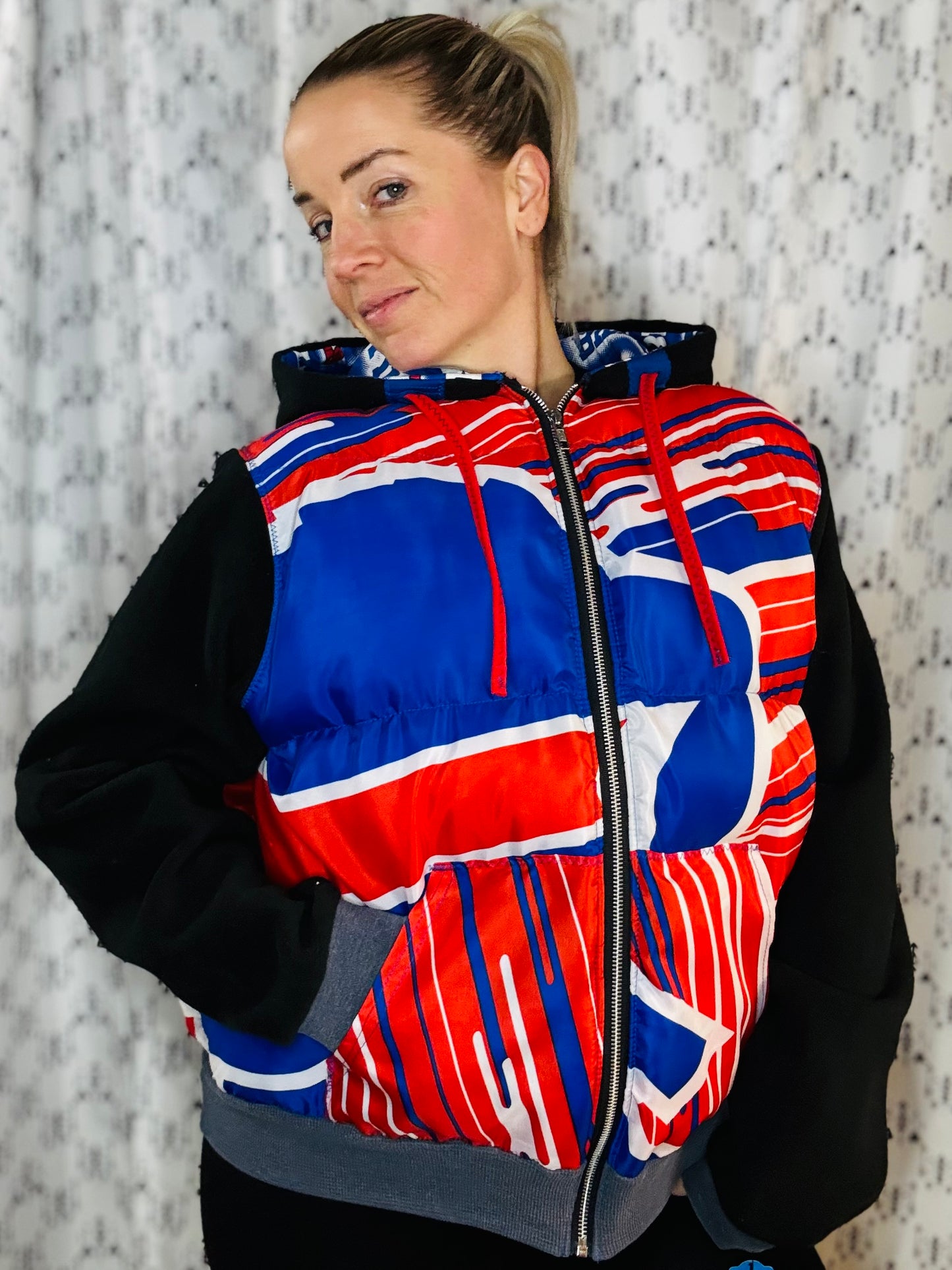 Buffalo Football Puffy Coat Size- Unisex X-Large