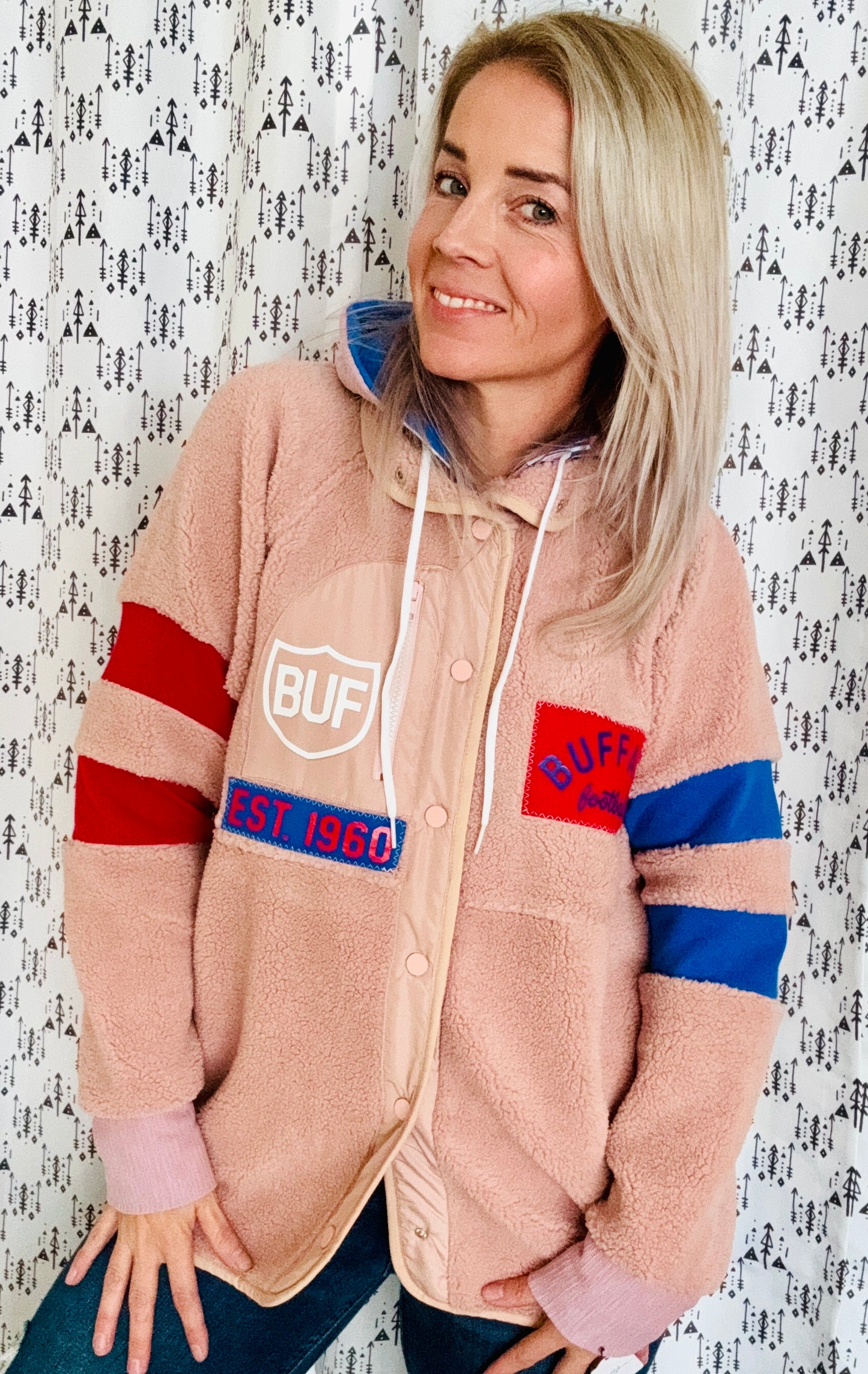 Pinktober Sherpa Buffalo Football Jacket Size- Women's L/XL