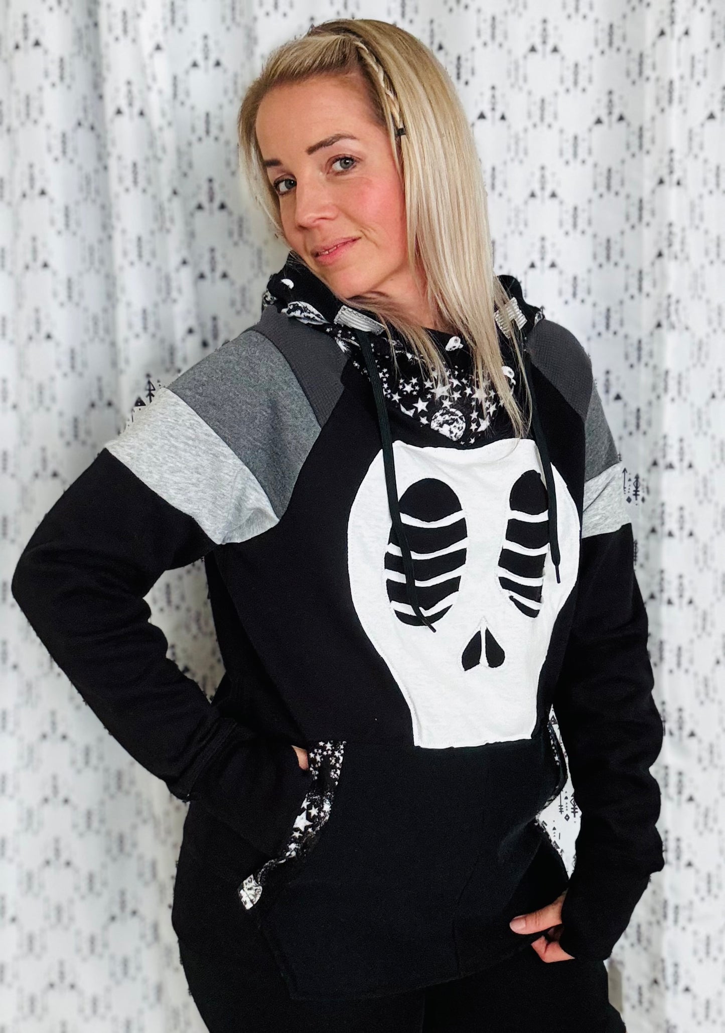 All Skulls Hoodie Size- Unisex M/L