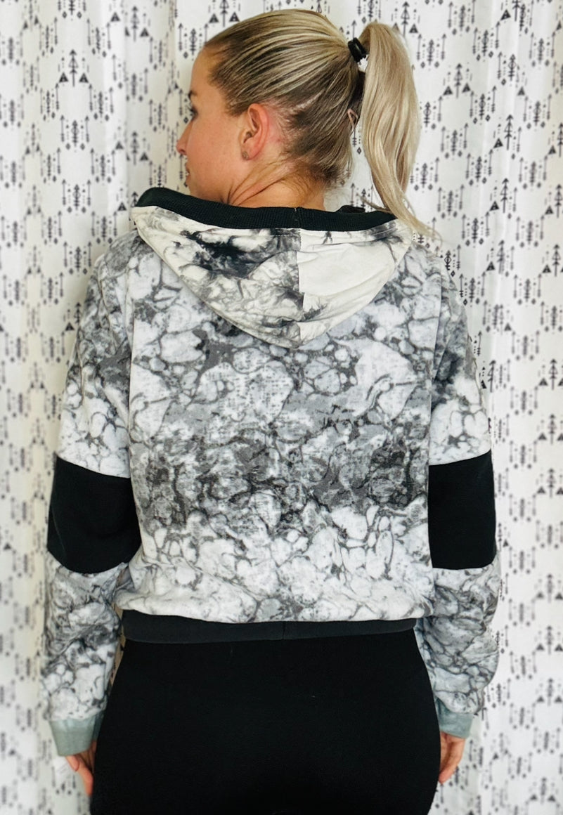 Rocktober Fleece Crop Hoodie Size- Women’s L/XL